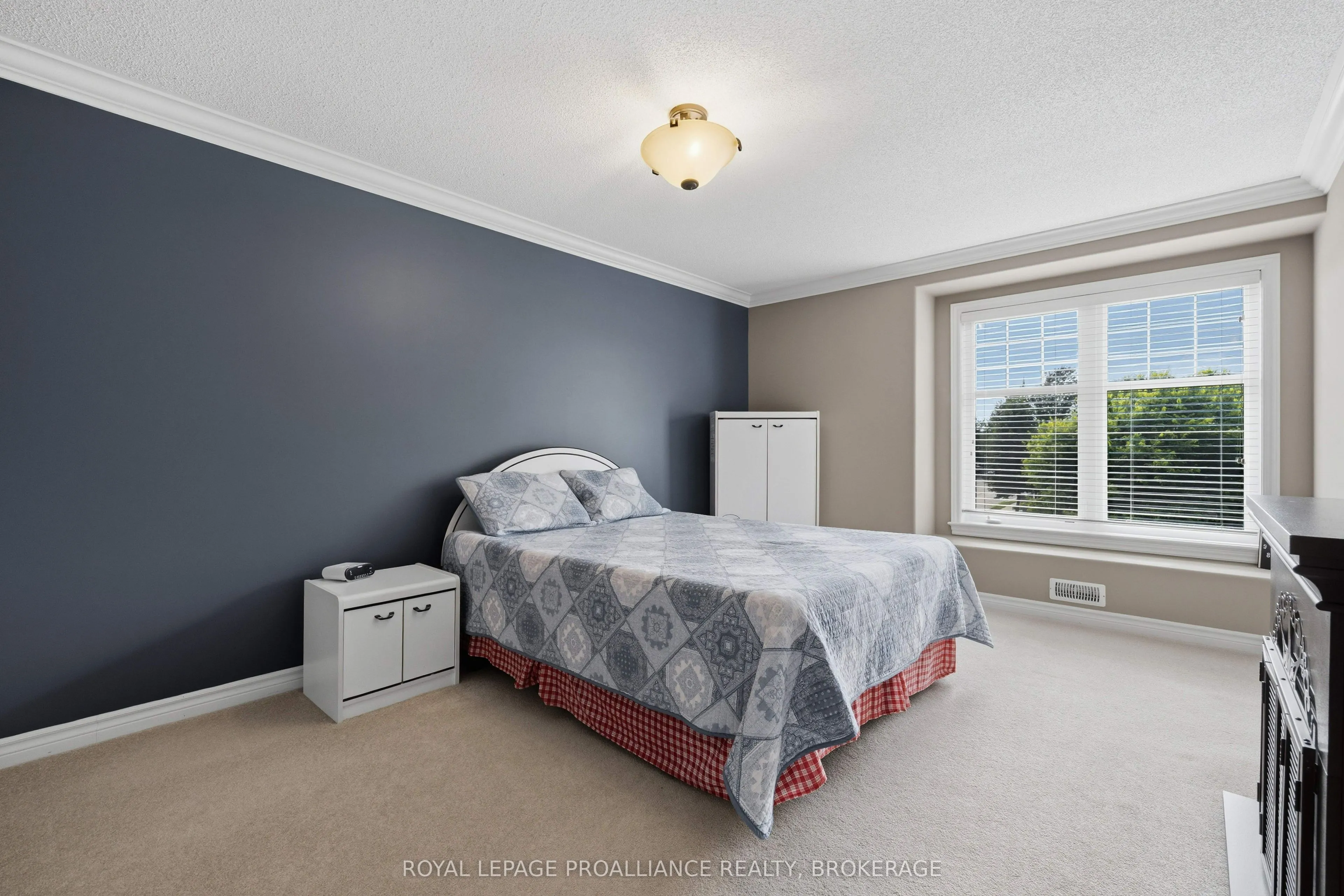 633 Fieldstone Drive