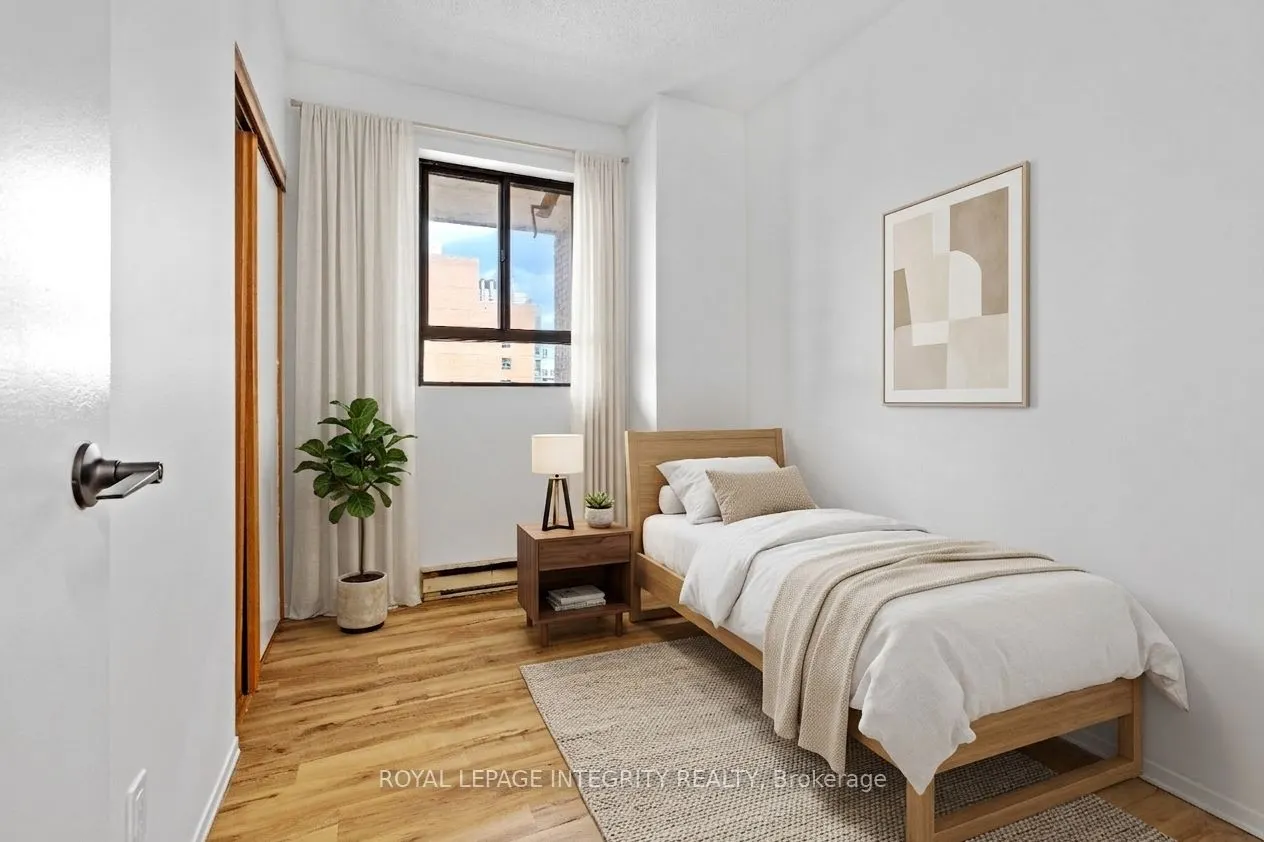 475 Laurier Avenue W #2001
