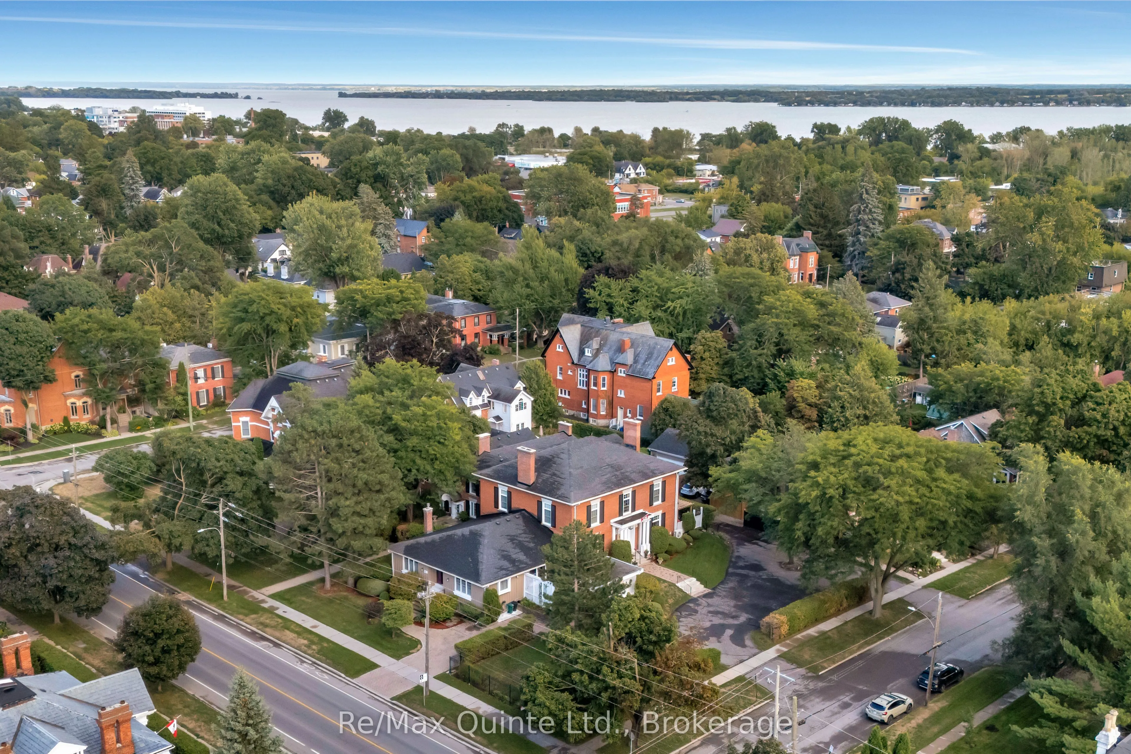99 Bridge Street E #5