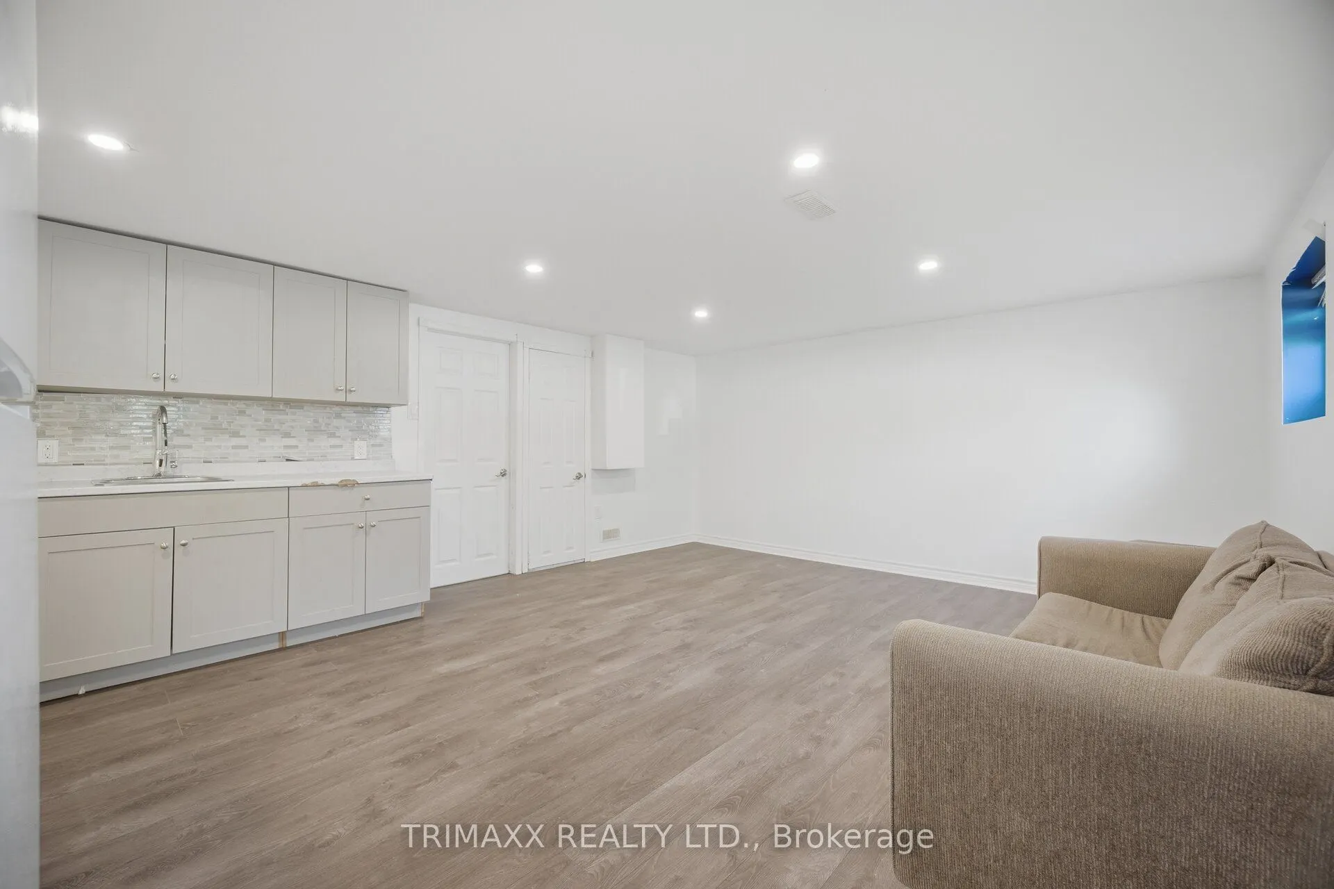 16 Loraine Drive