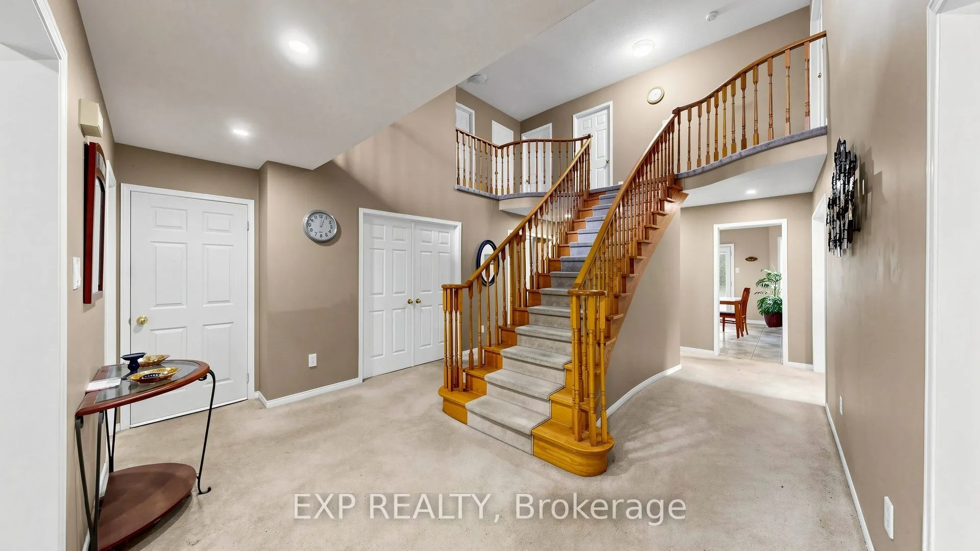 28 Hurlbut Place
