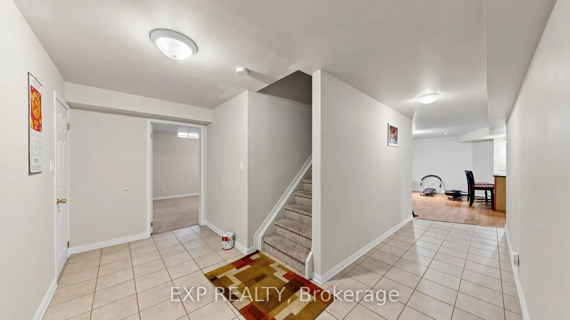 28 Hurlbut Place