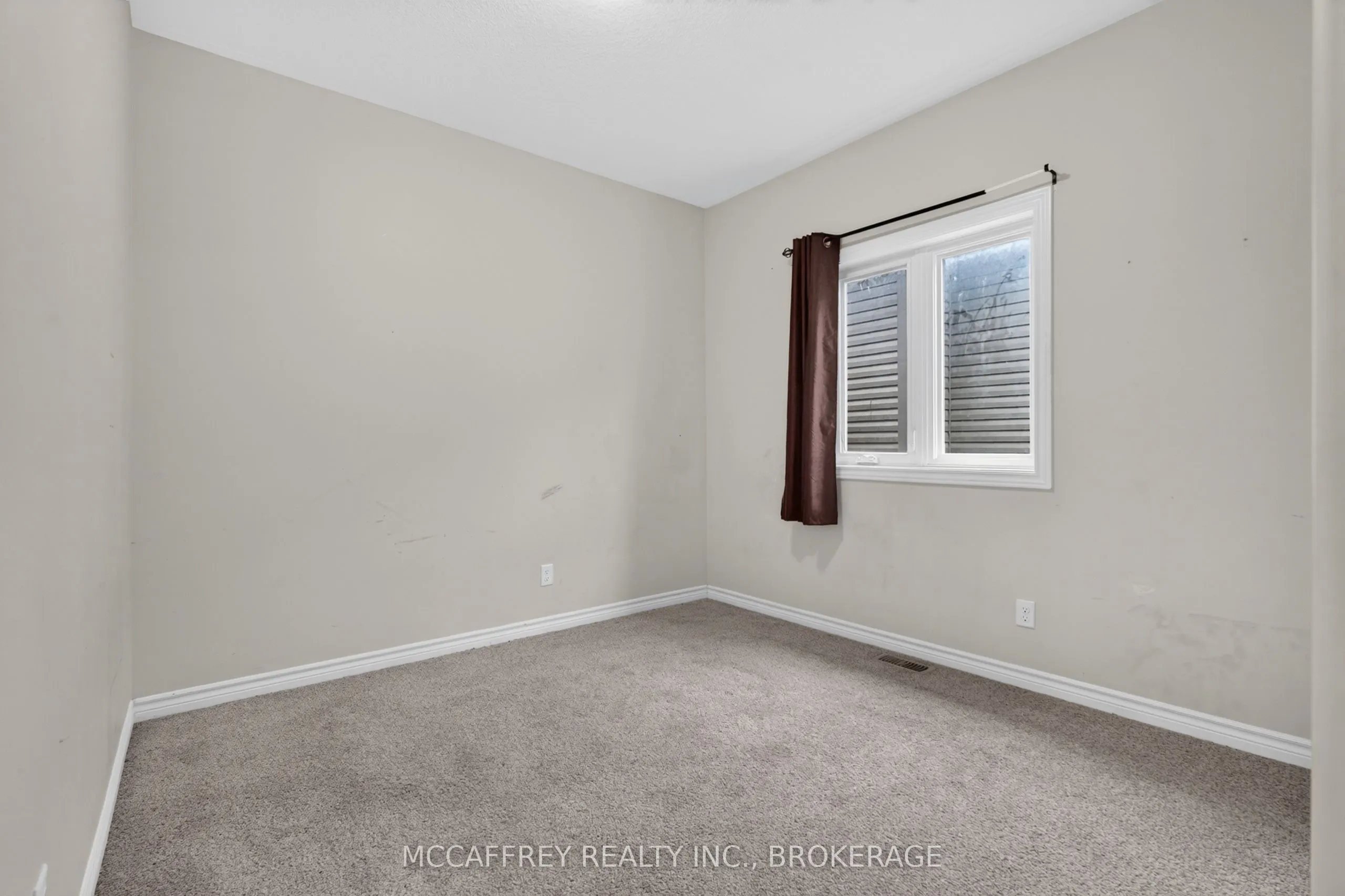 1286 Carfa Crescent