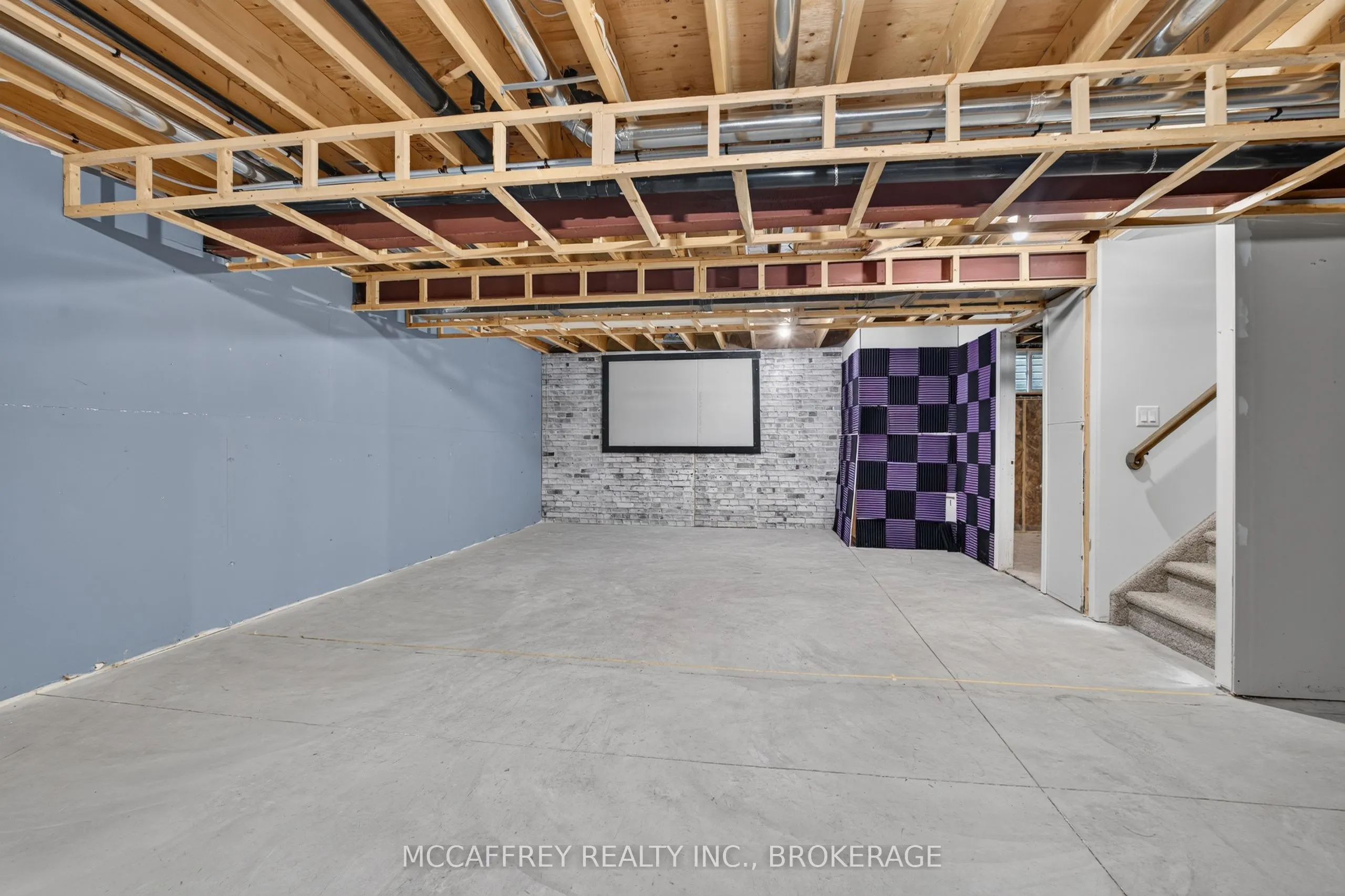 1286 Carfa Crescent