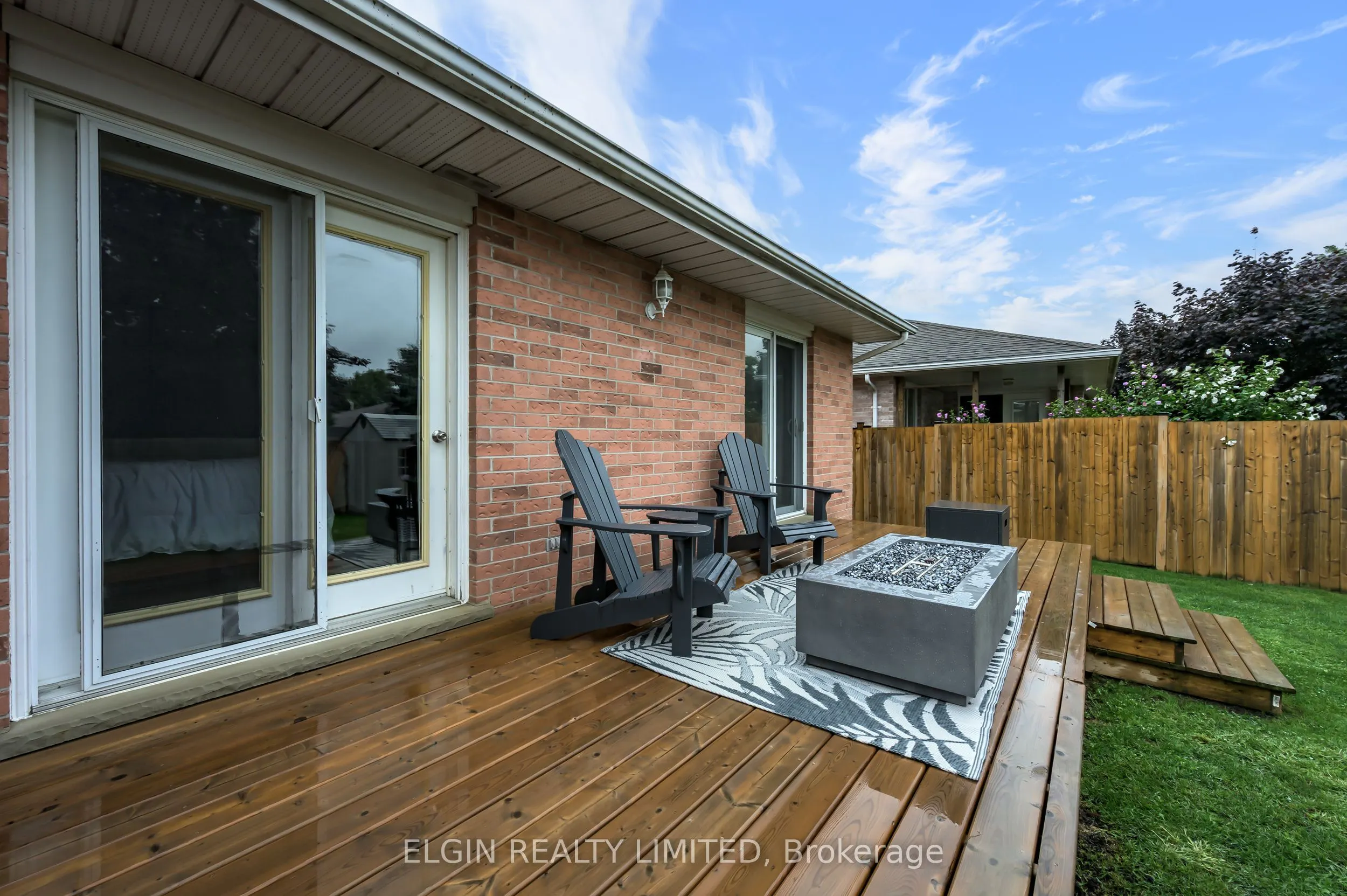 69 Carrie Crescent