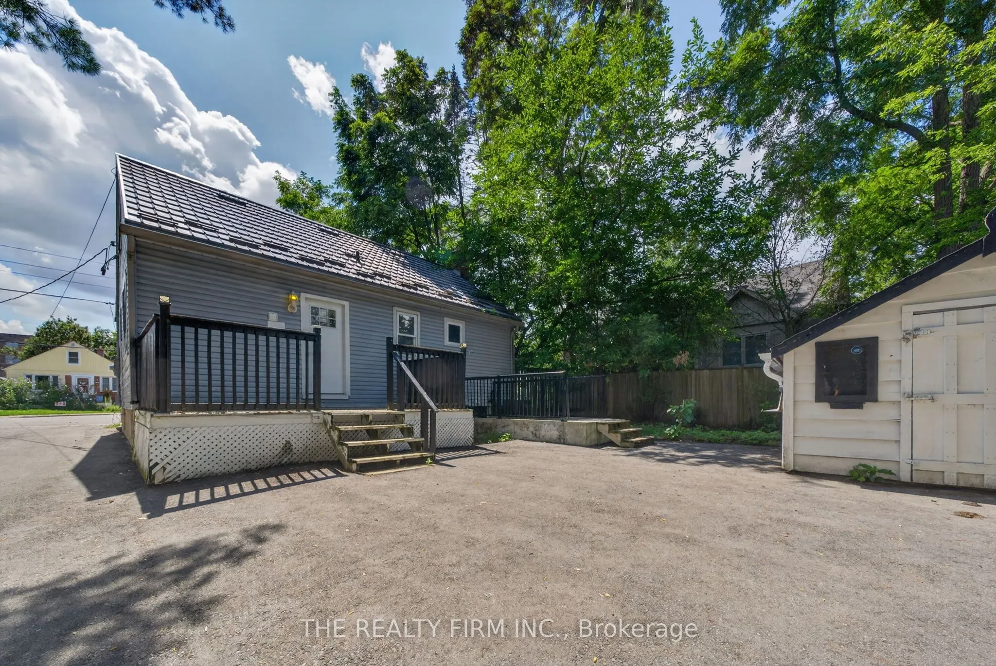 24 Fairview Court
