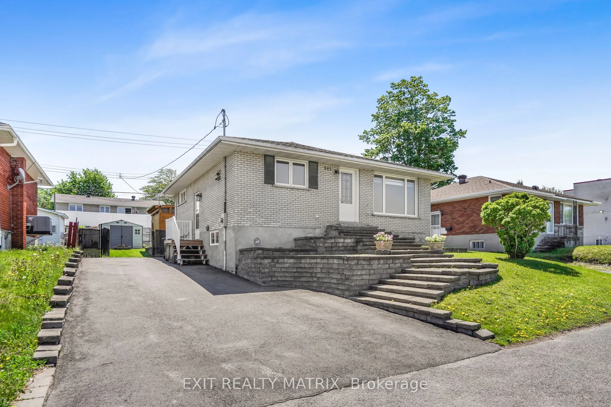 845 Cartier Boulevard