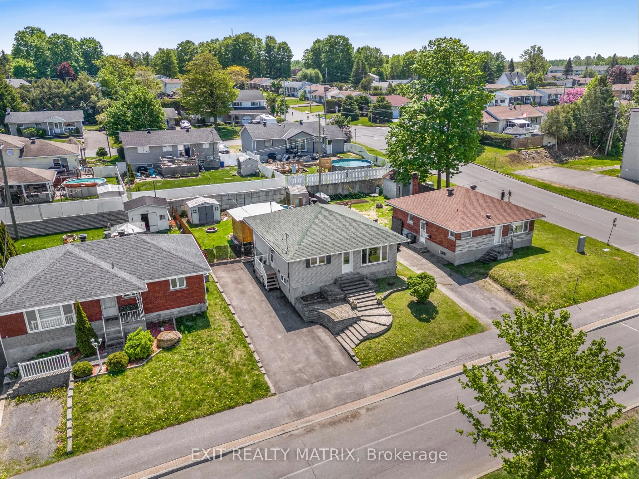 845 Cartier Boulevard