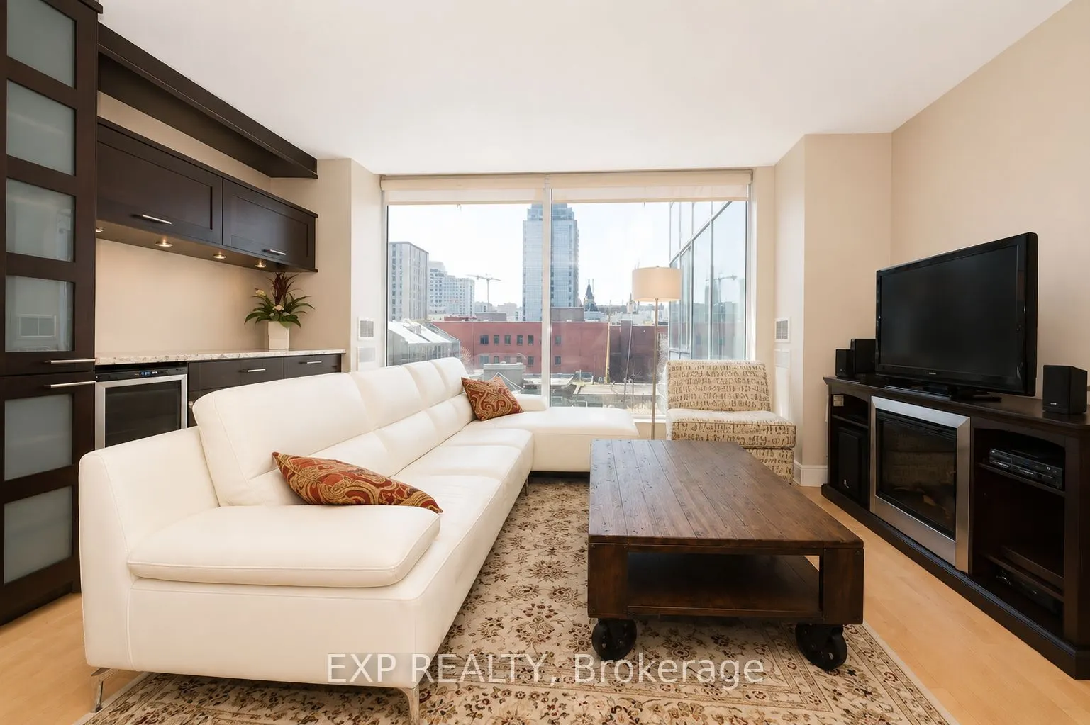 160 George Street #401