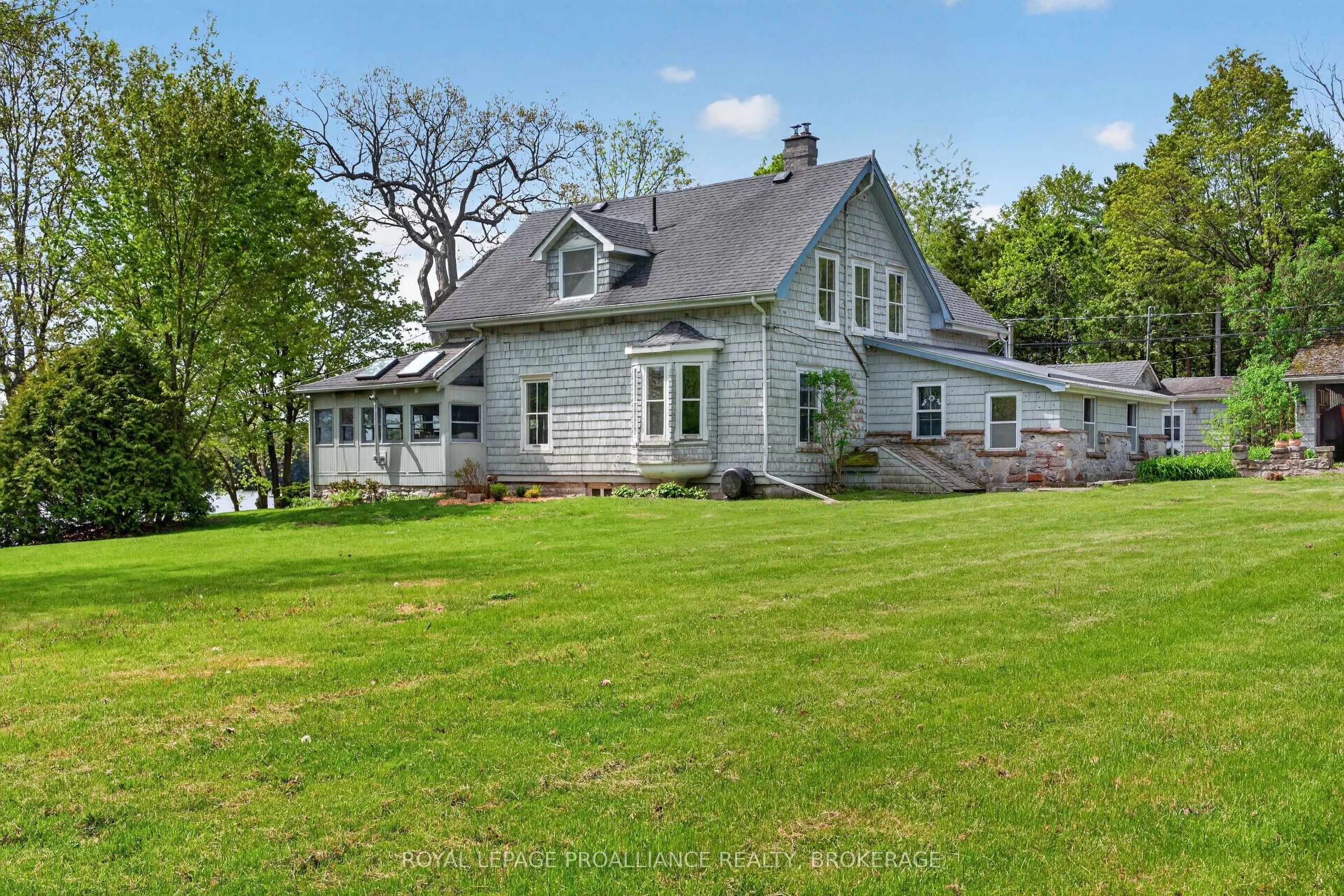 1295 Highway 2