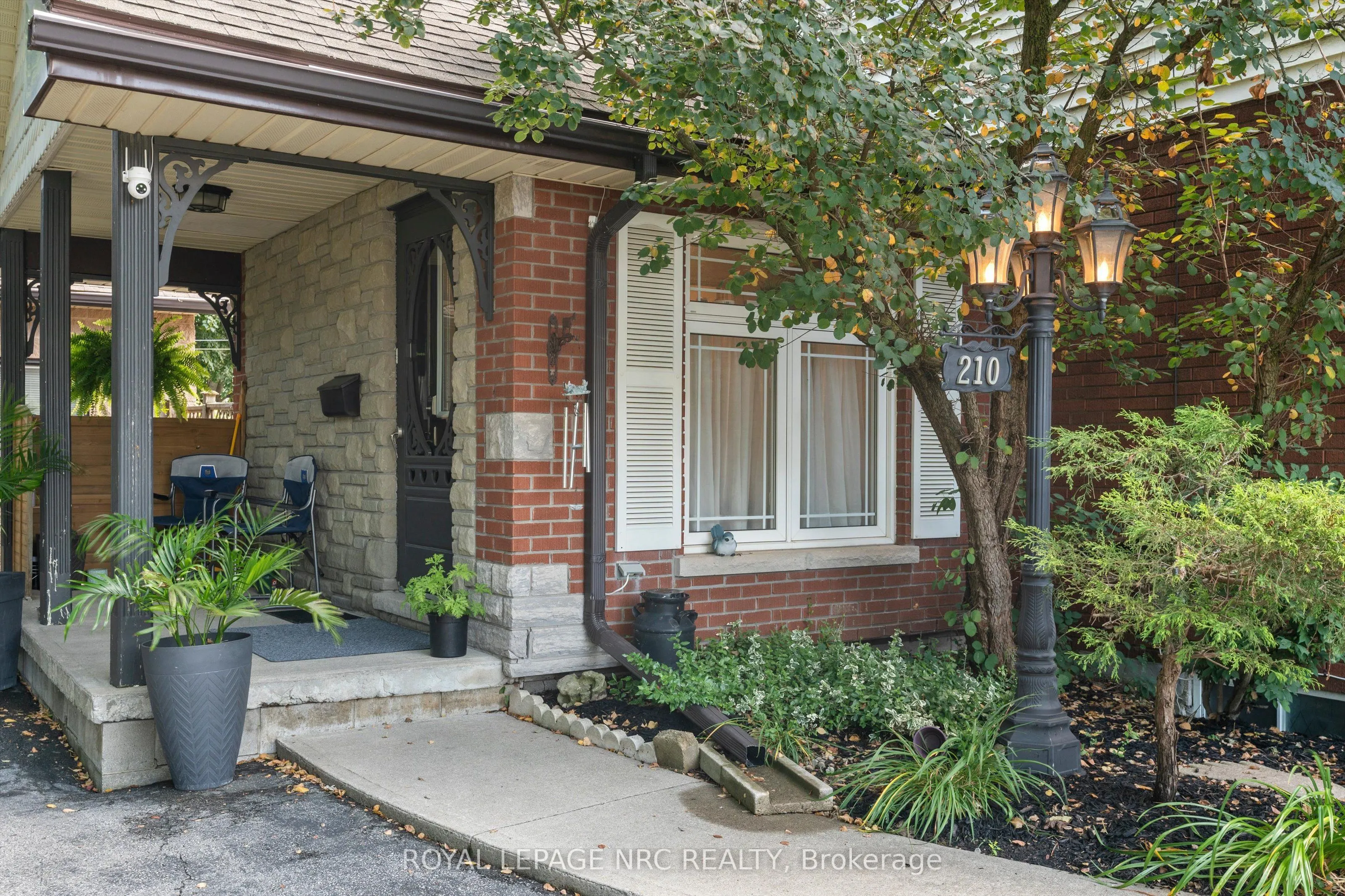 210 Ontario Street