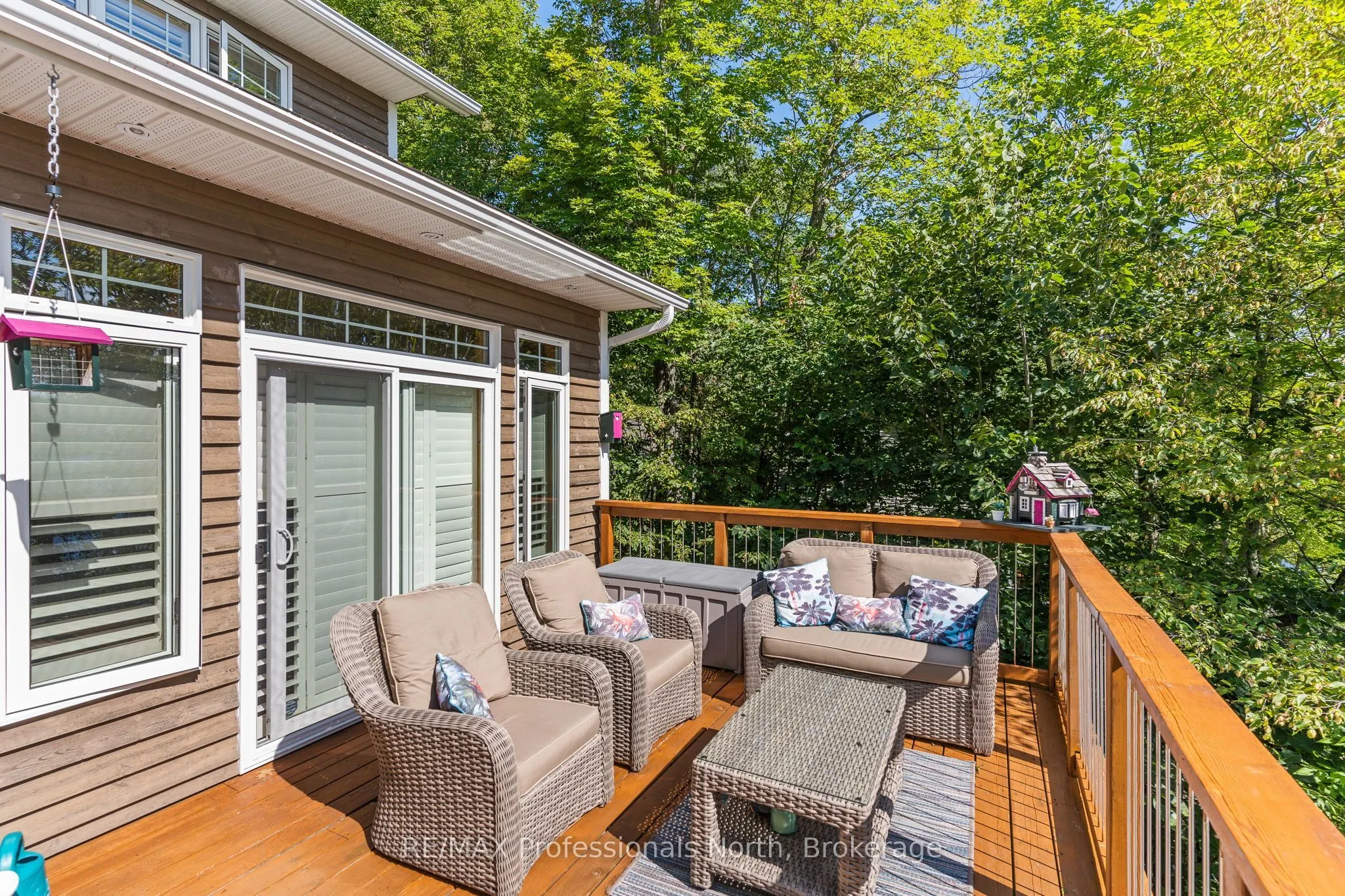 1041 Kingfisher Lane