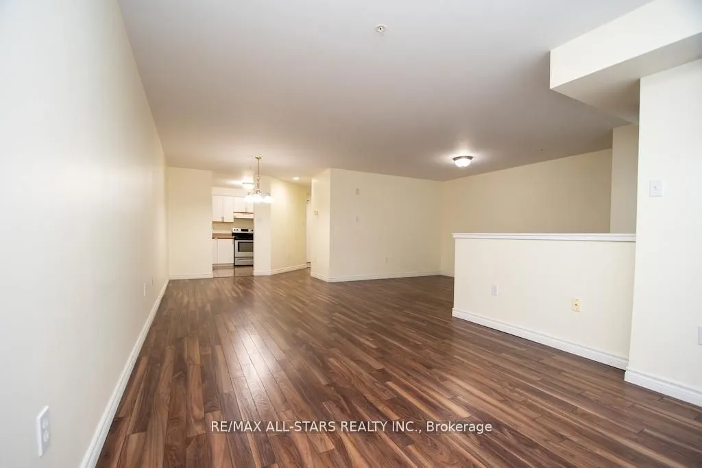 8 Huron Street #106