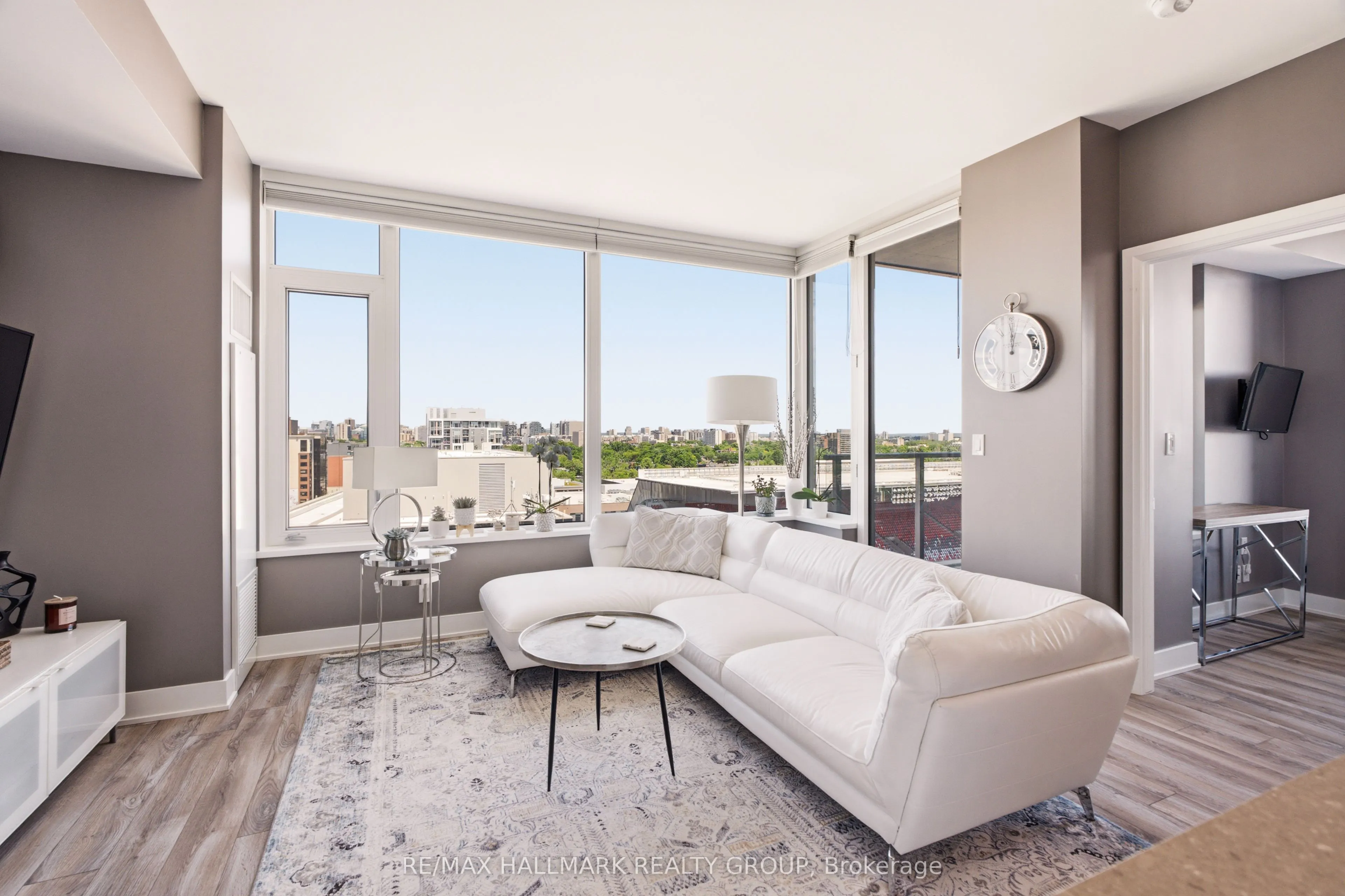 1035 Bank Street #1205
