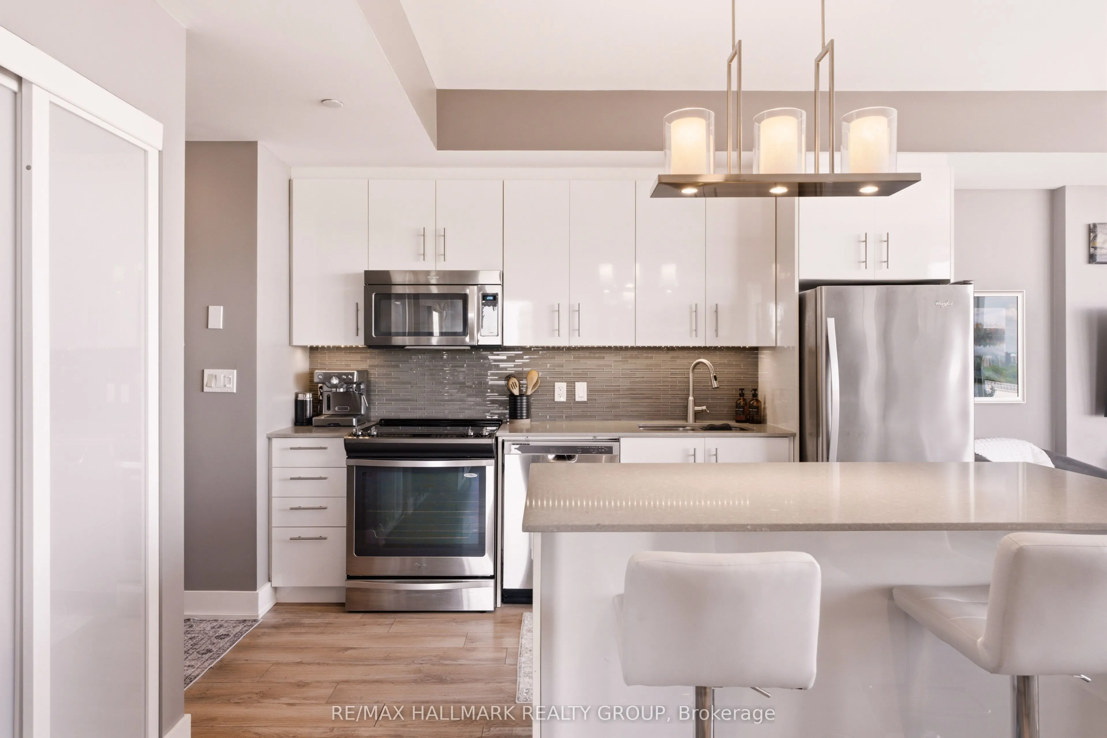 1035 Bank Street #1205