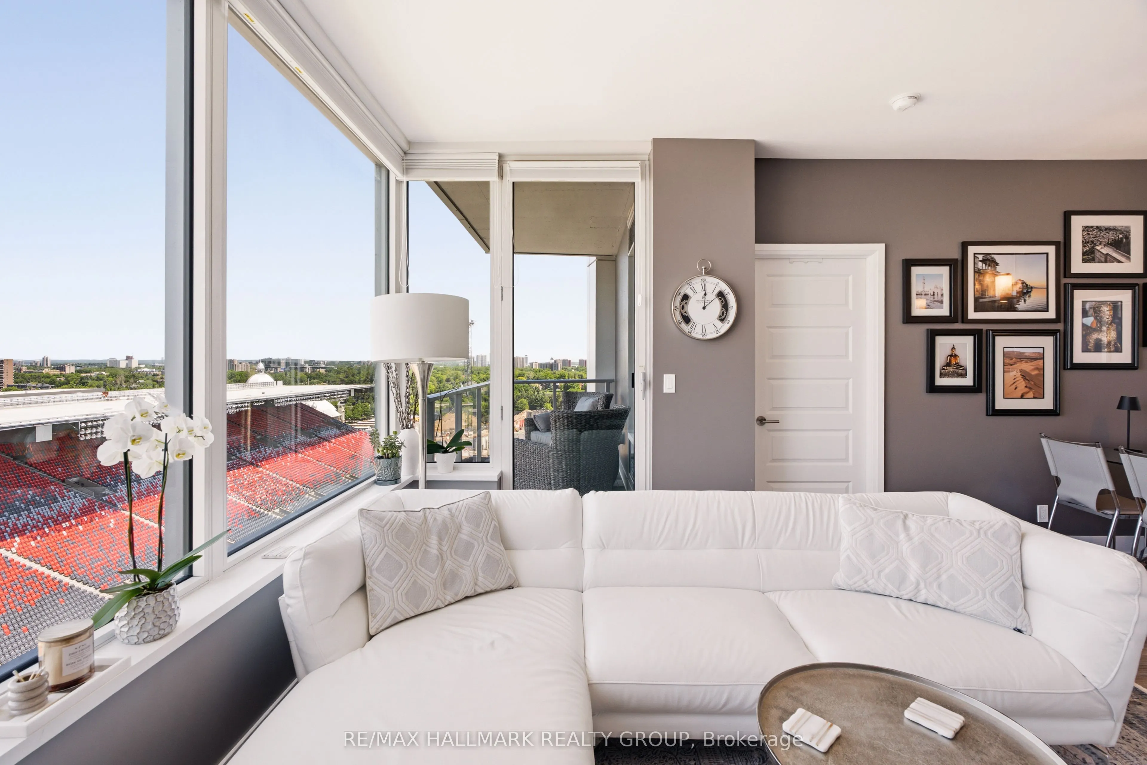 1035 Bank Street #1205