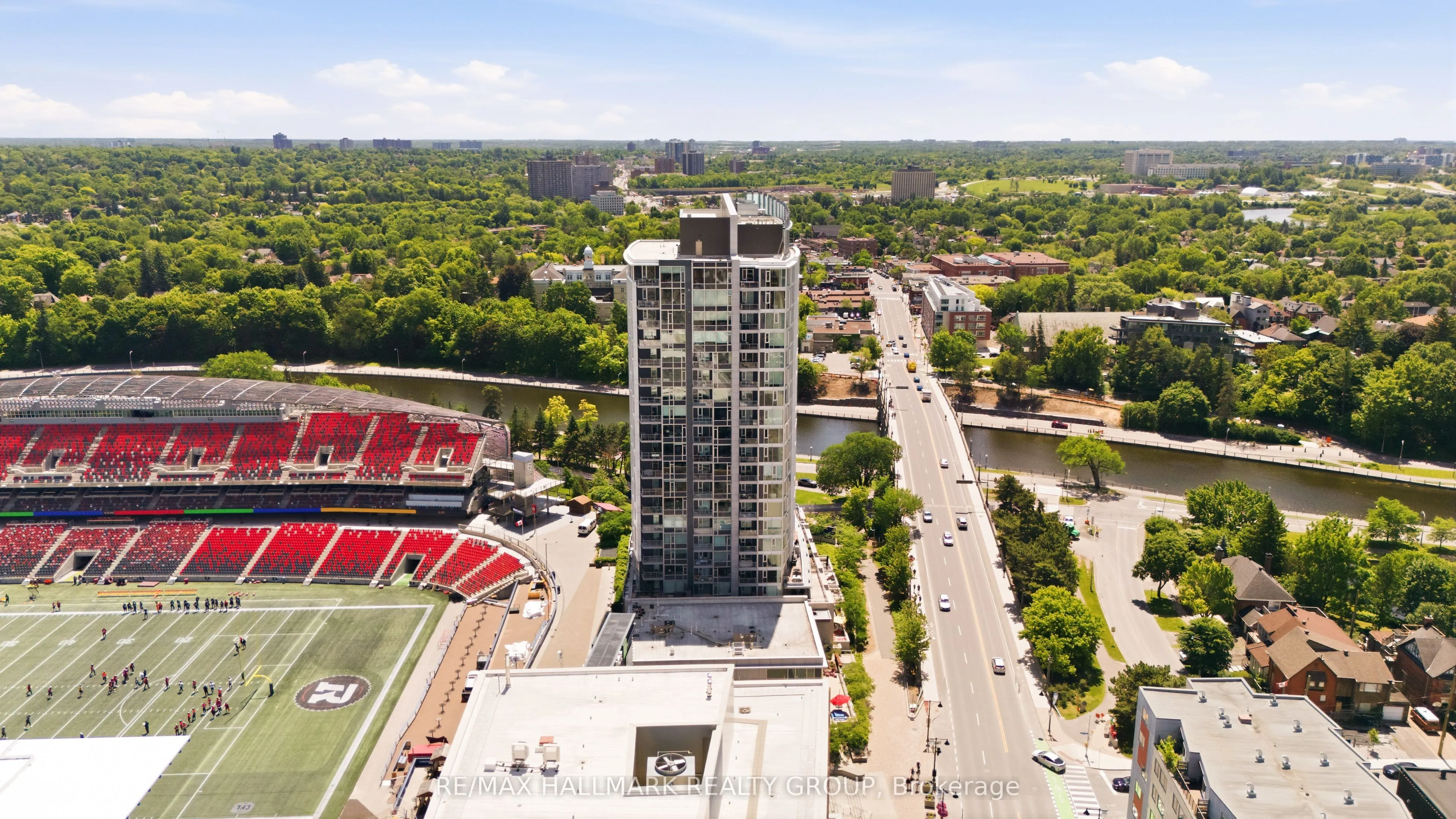1035 Bank Street #1205