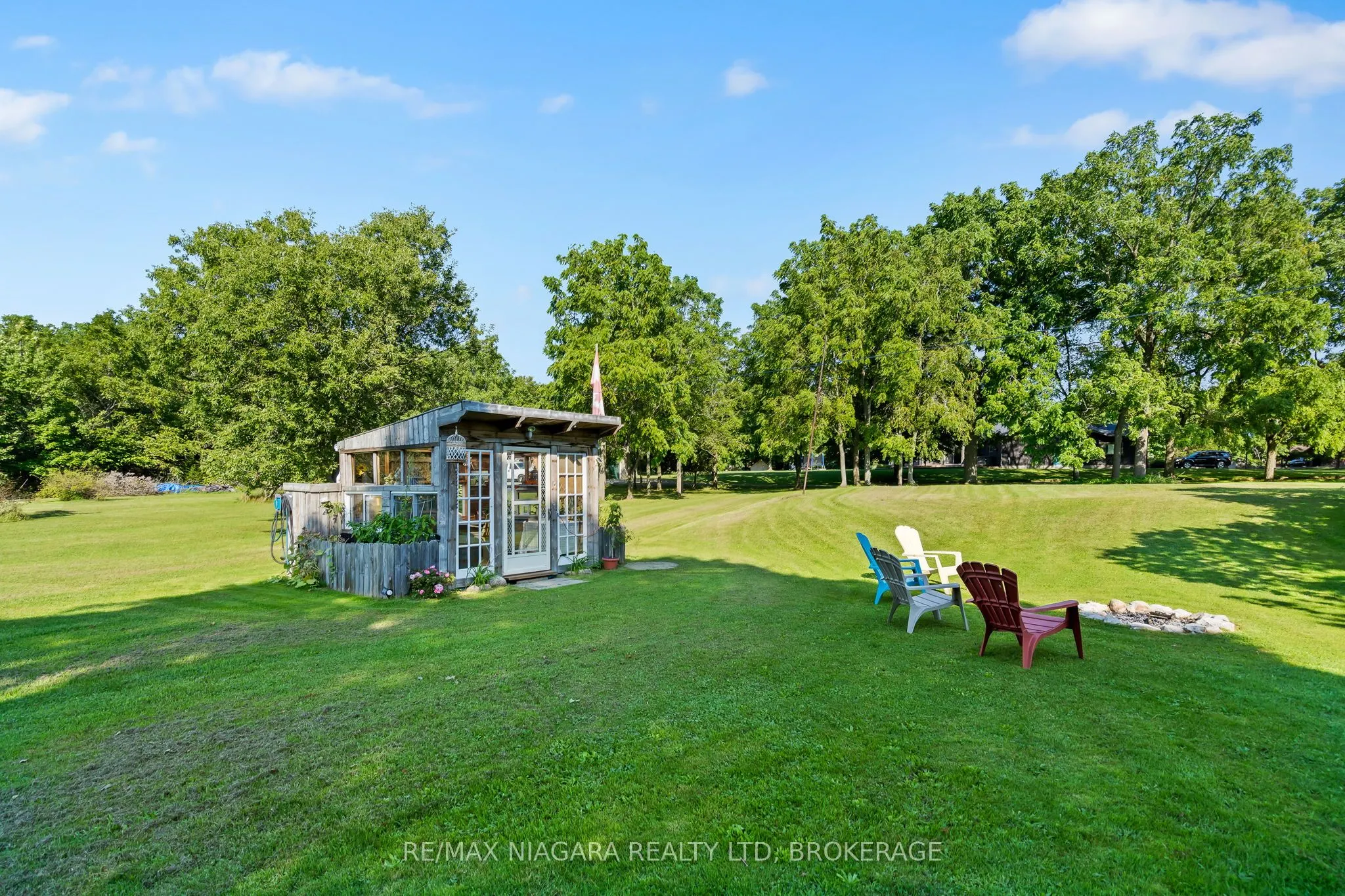 11562 Lakeshore Road
