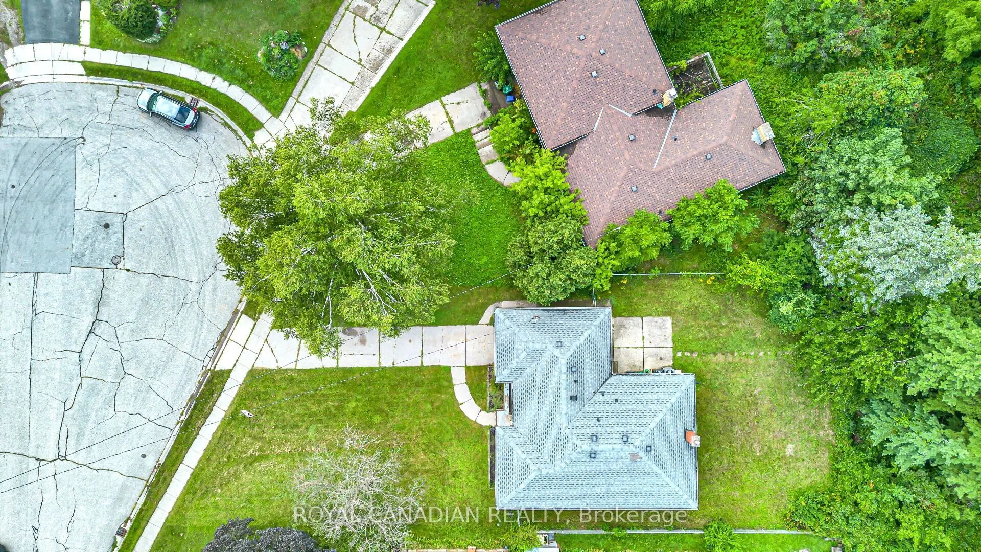284 Cedar Crescent