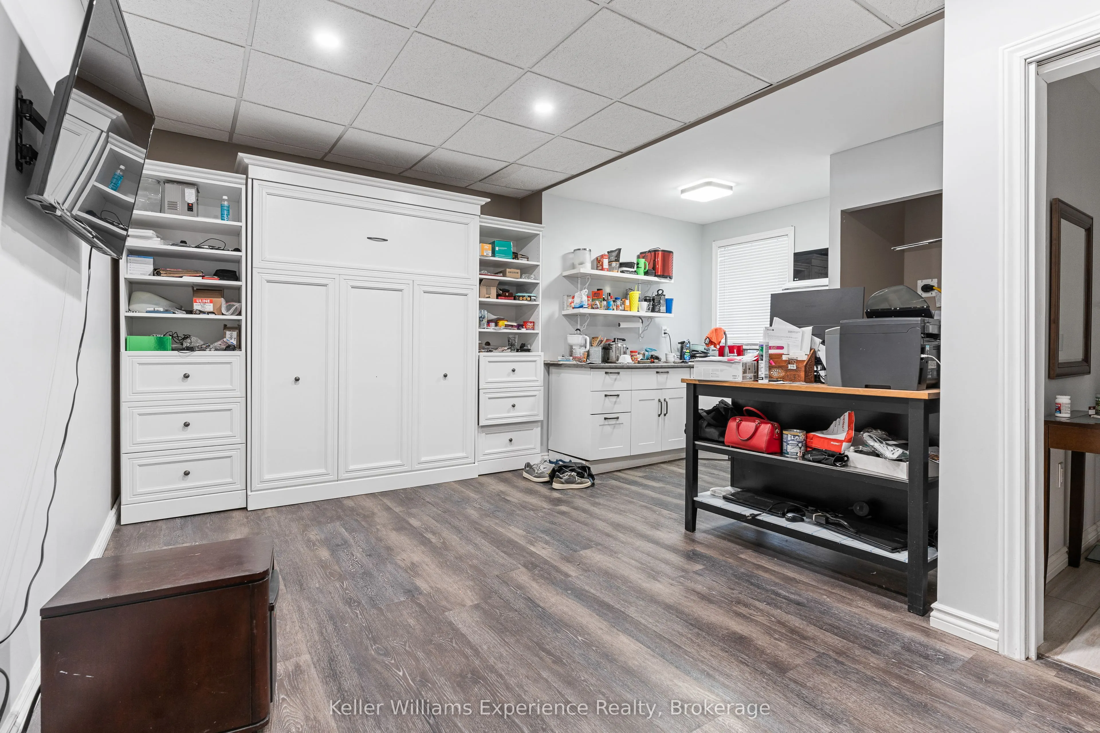 314 8th Street E