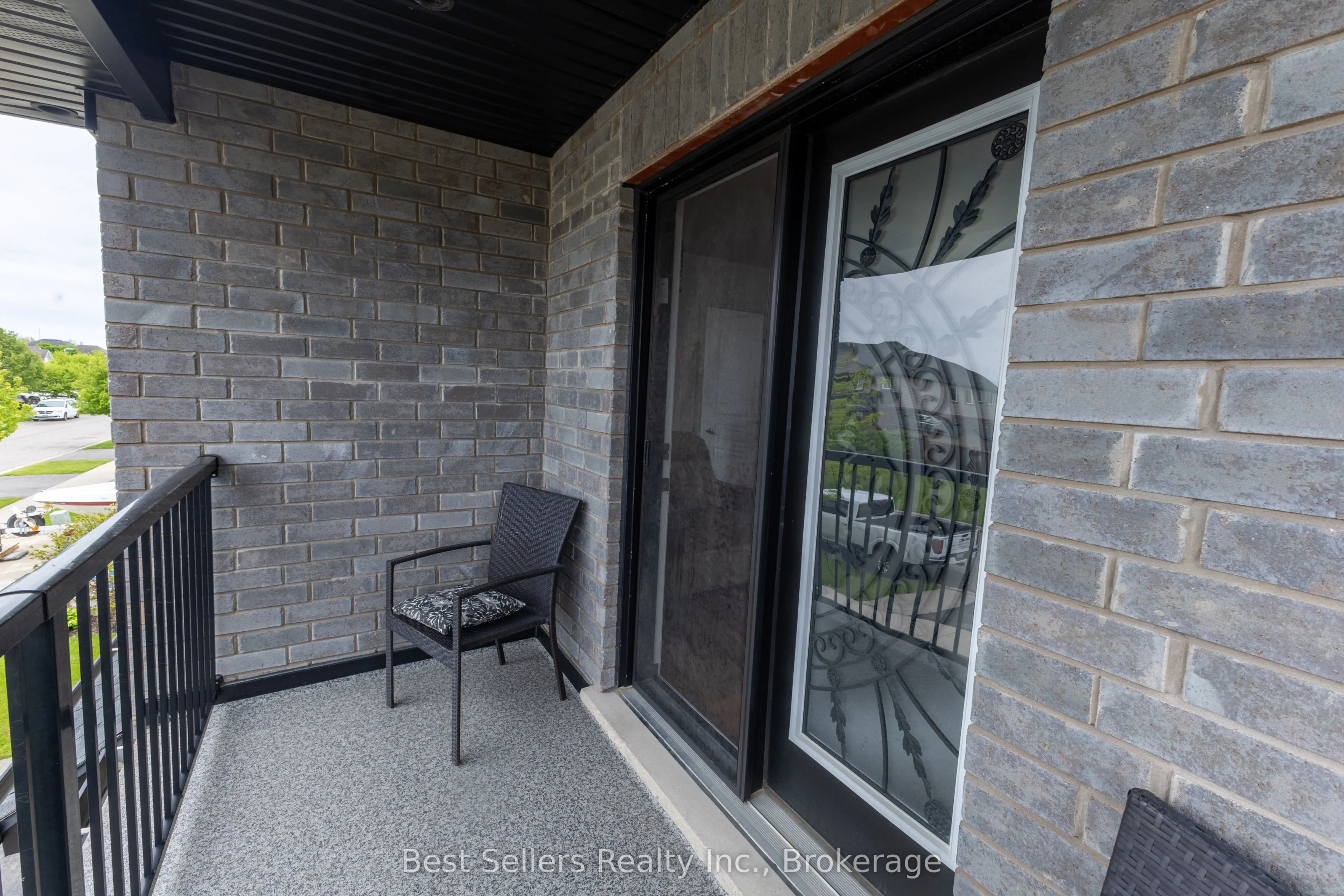 214 Cardinal Crescent