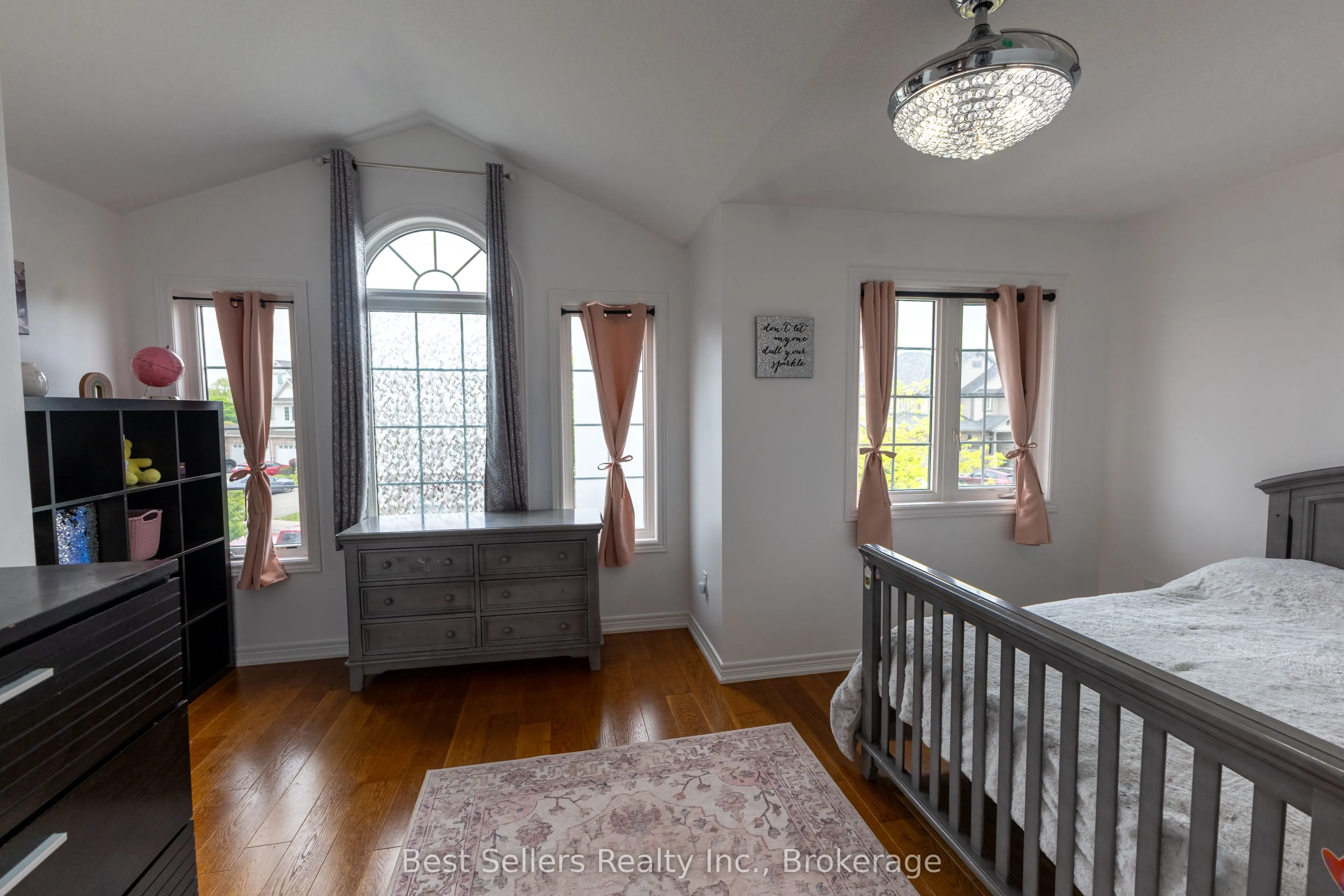 214 Cardinal Crescent