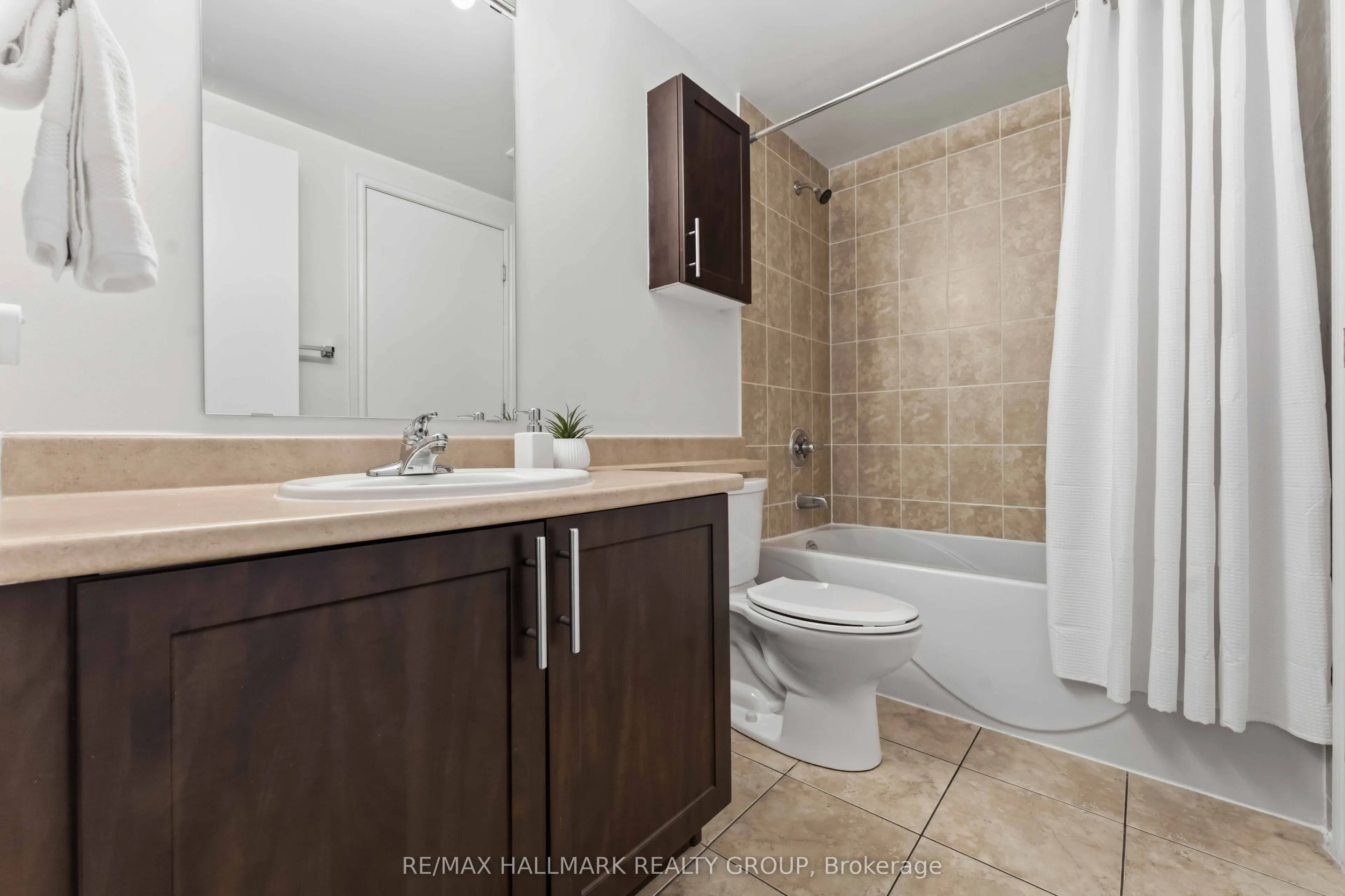 234 Rideau Street #1902