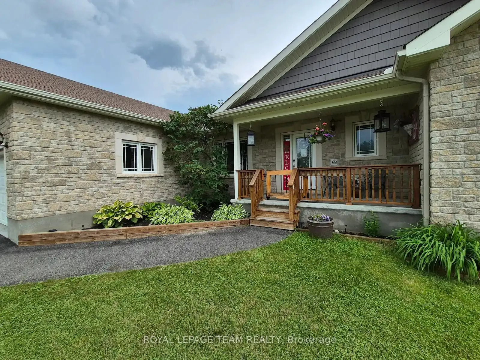 109 Stonewalk Drive