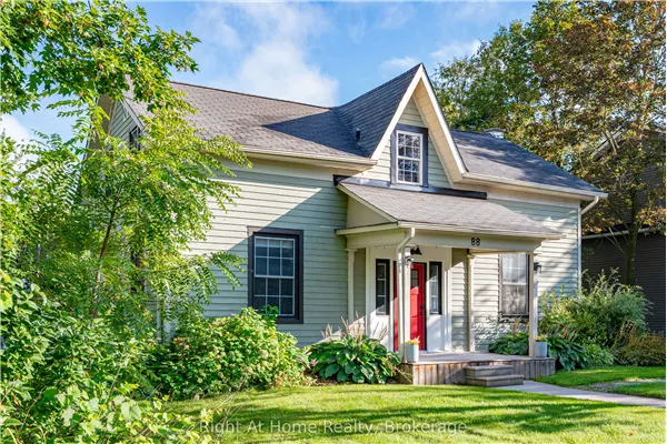 88 King Street E