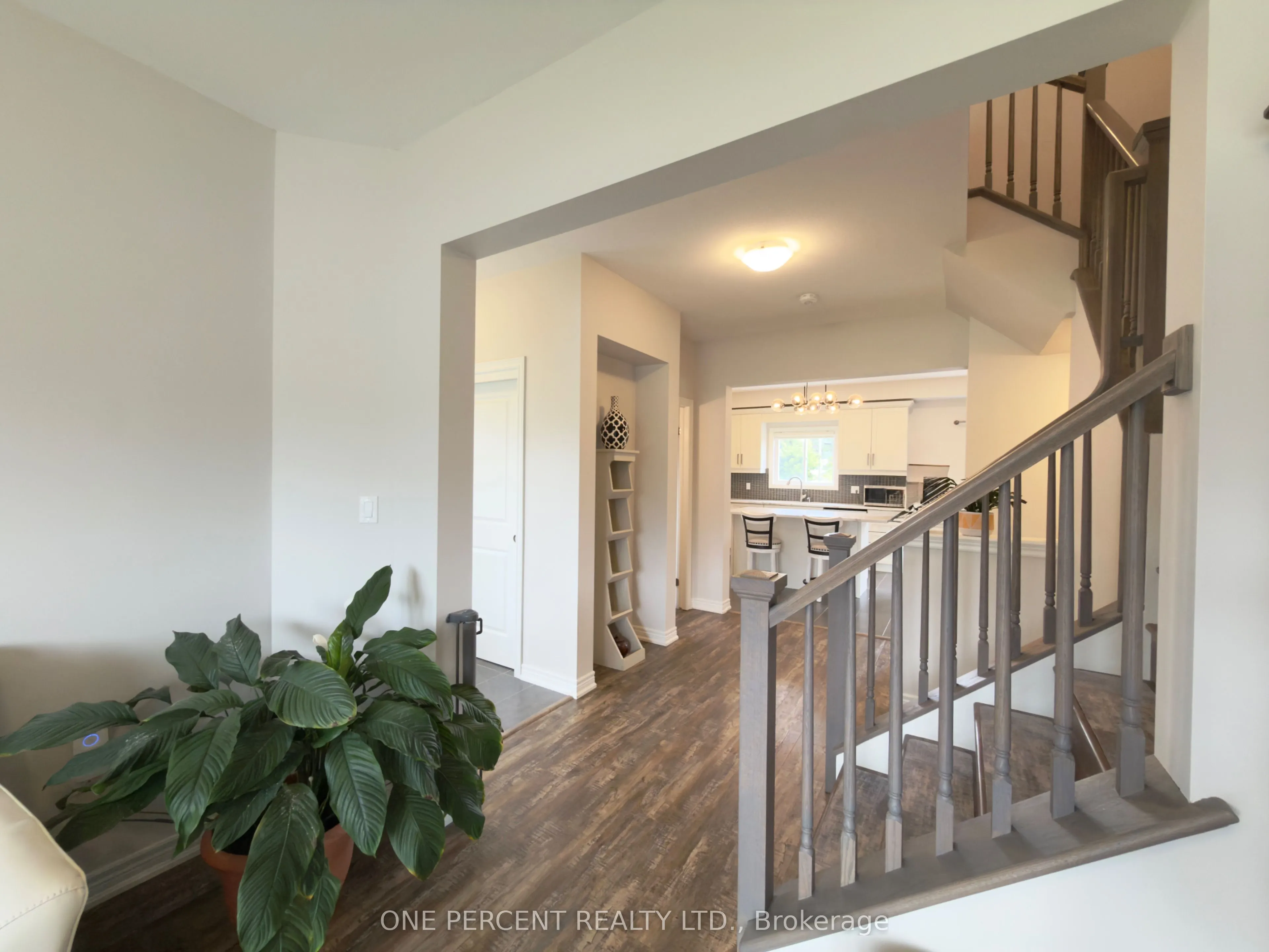 3606 Carolinia Court