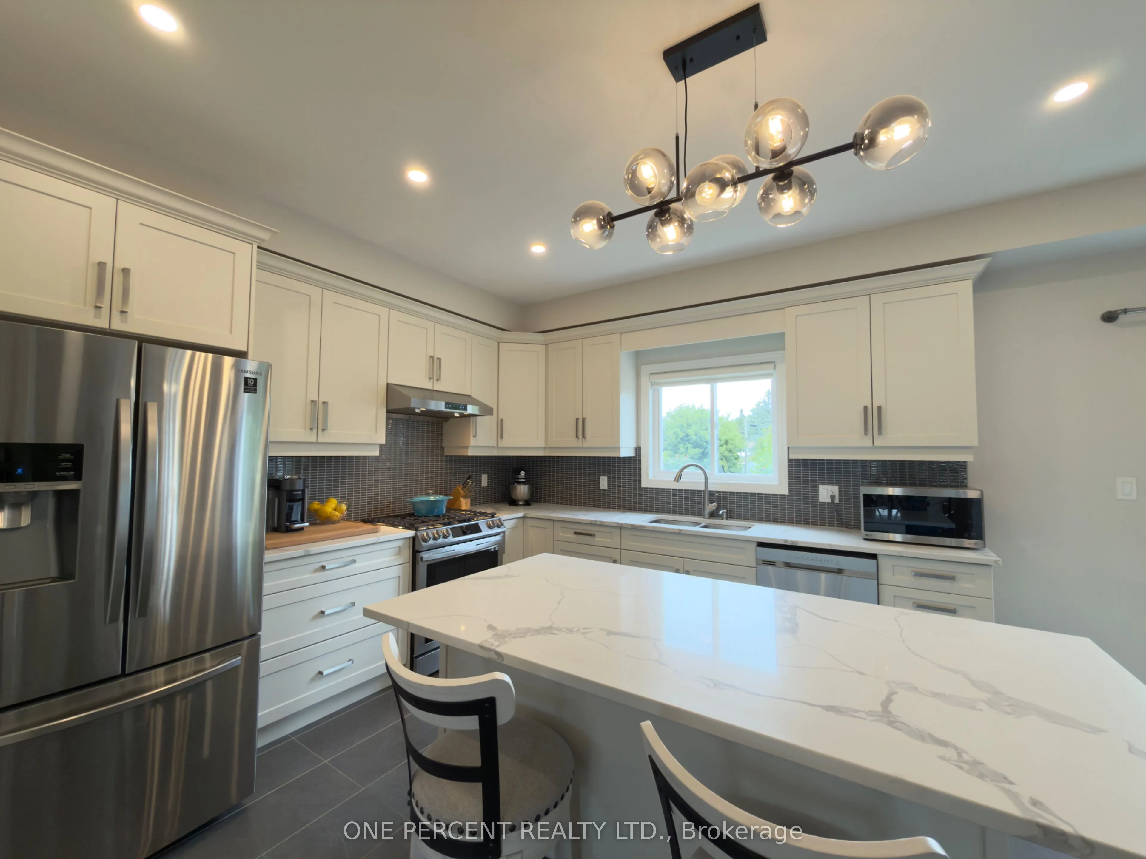 3606 Carolinia Court