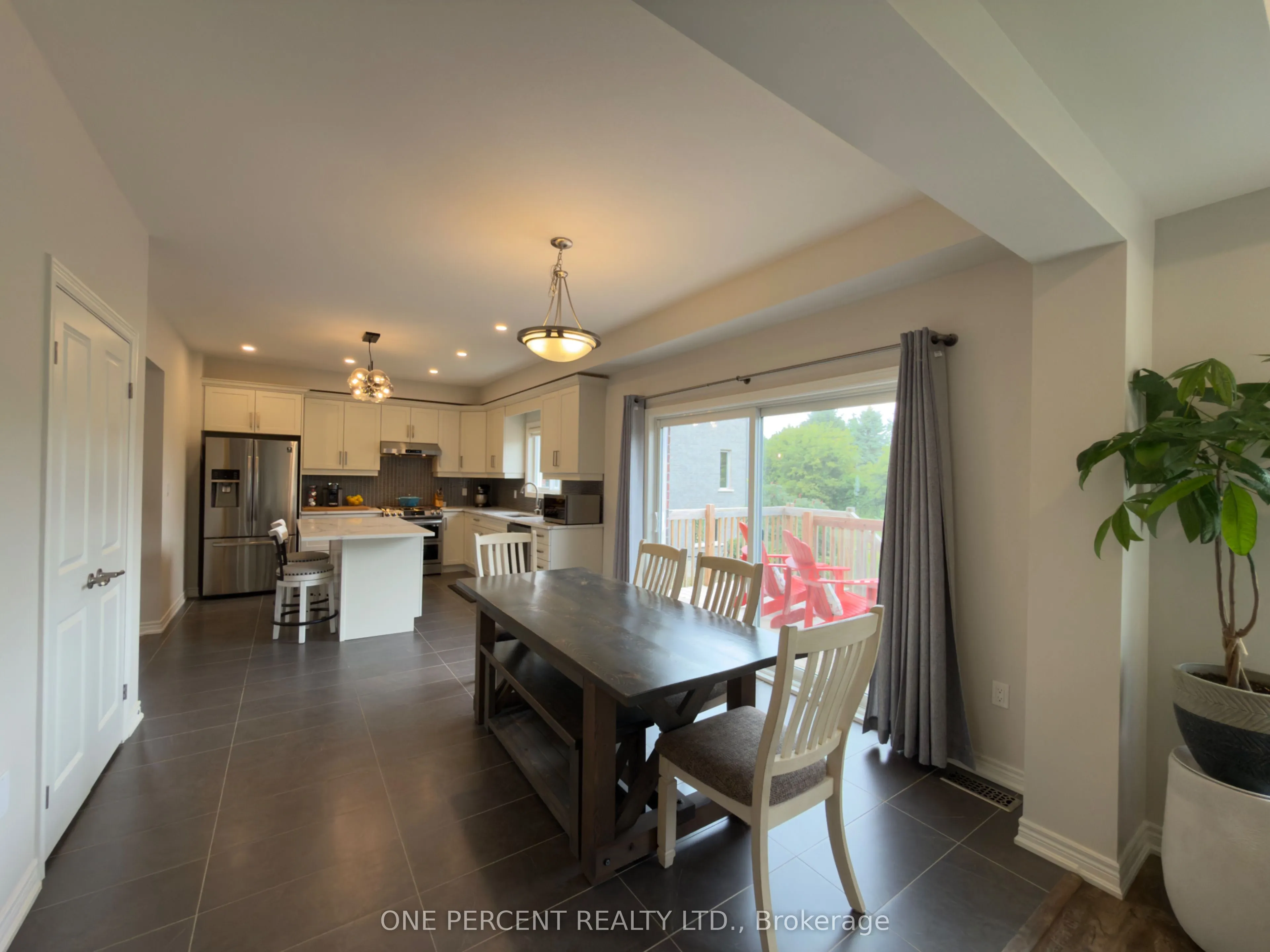 3606 Carolinia Court