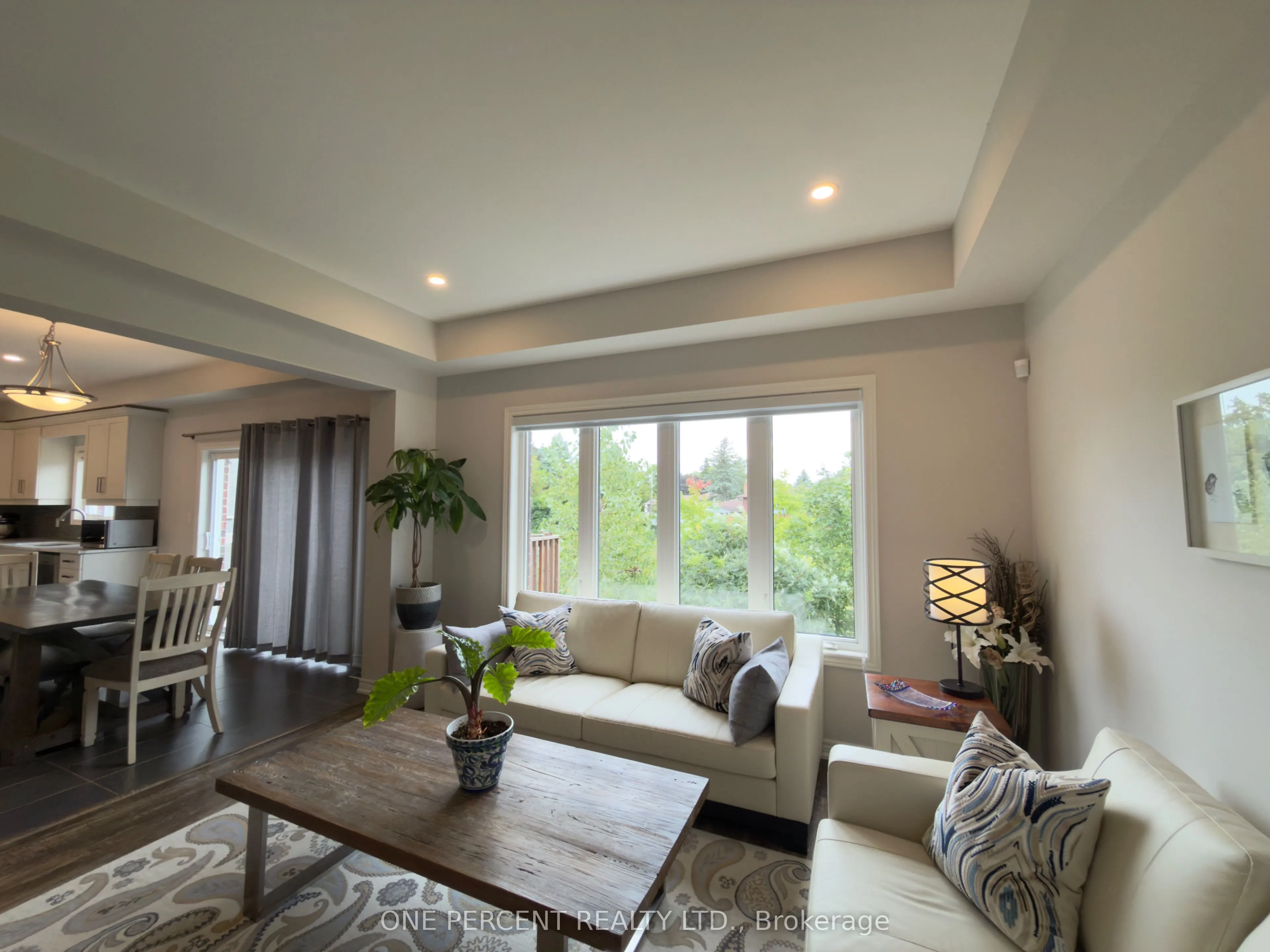 3606 Carolinia Court
