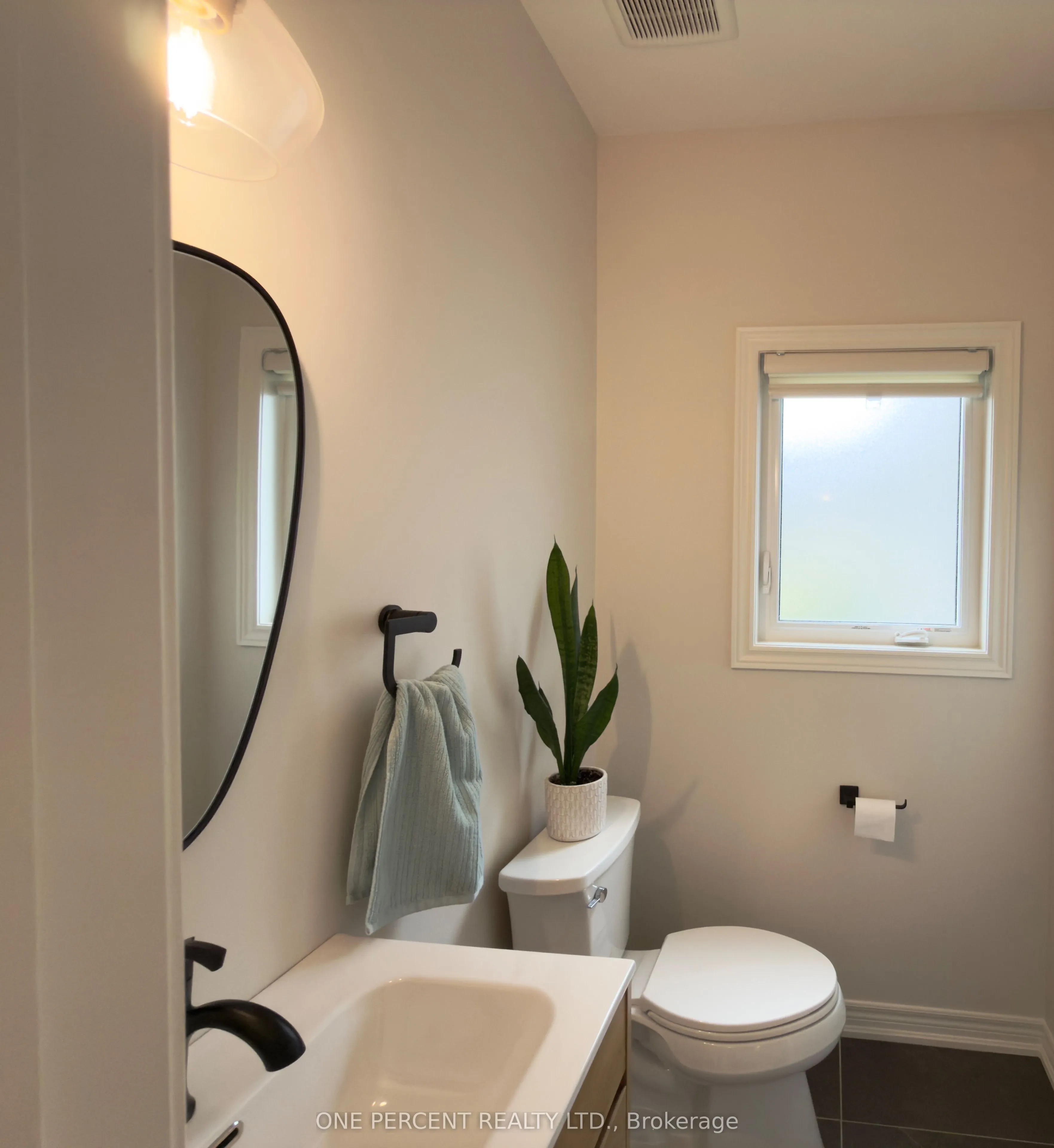 3606 Carolinia Court