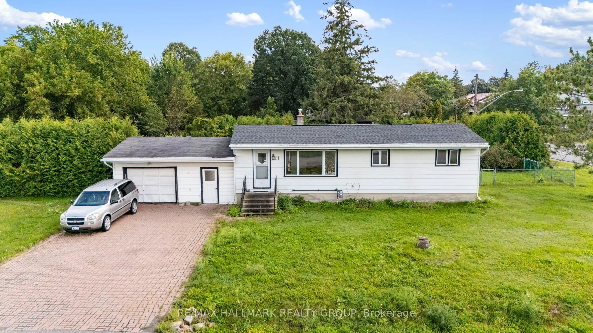 11 Bobcat Way Street