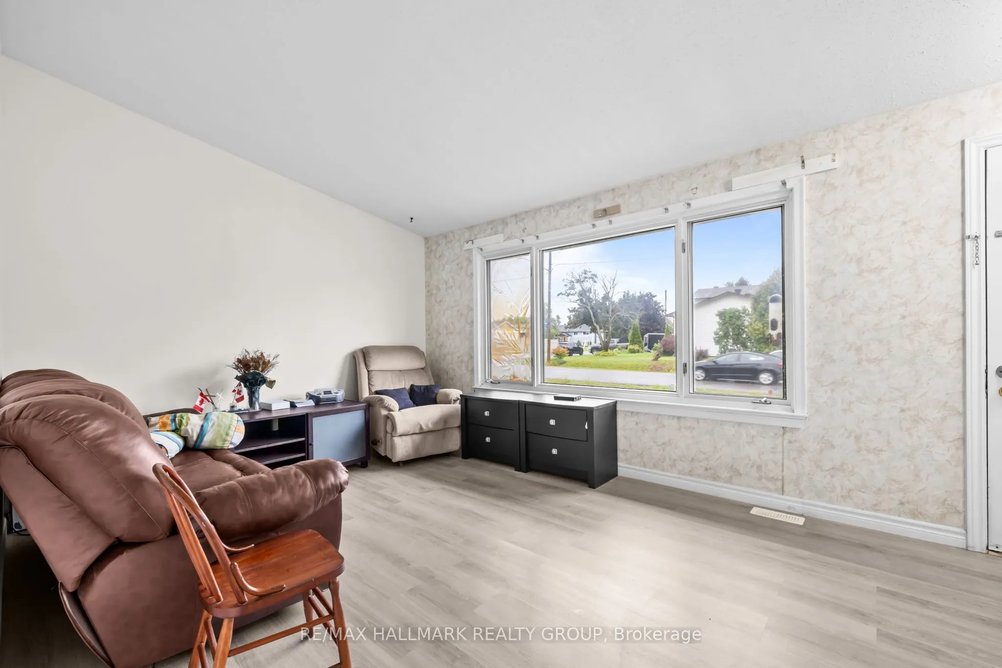 11 Bobcat Way Street