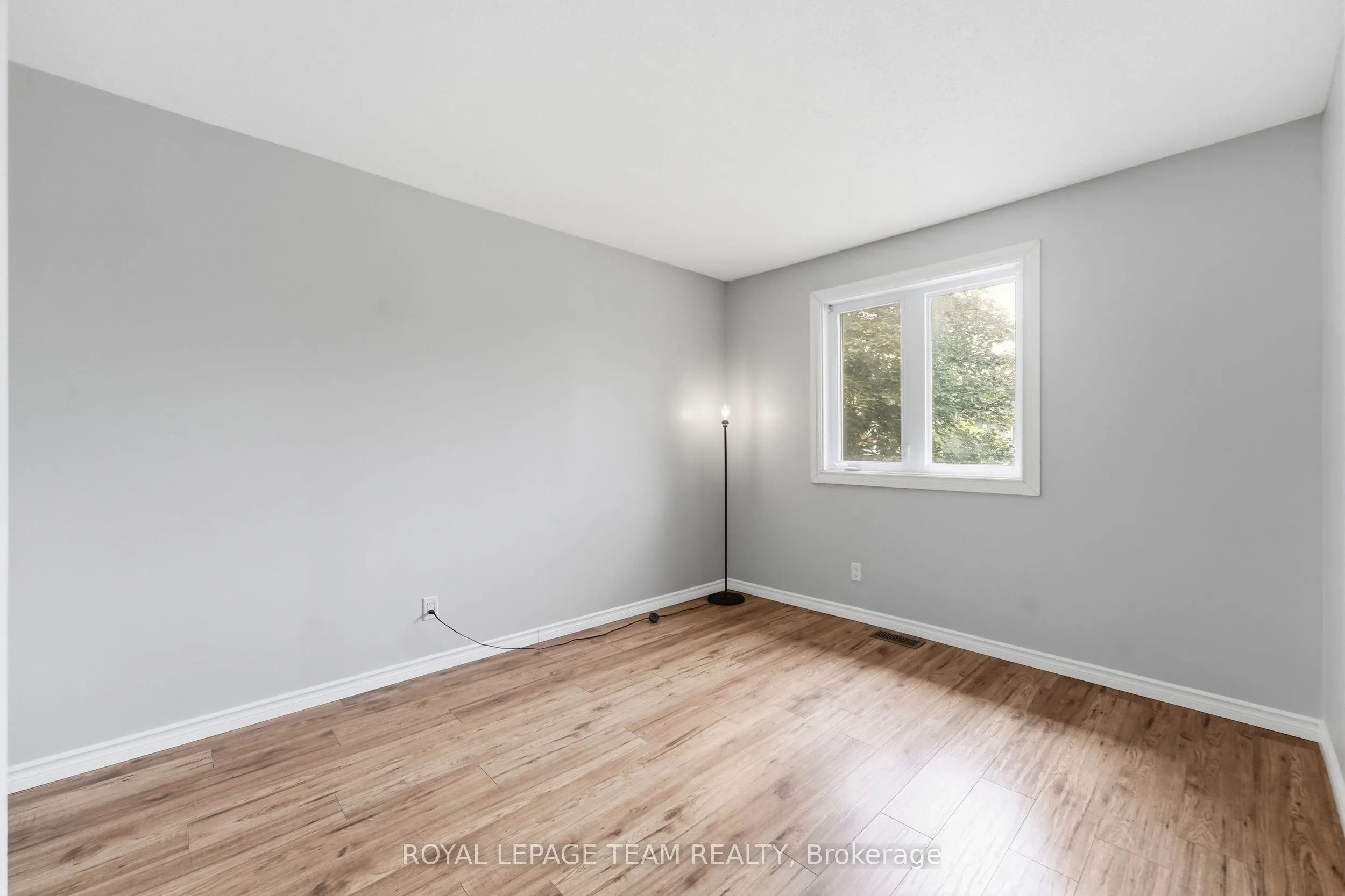 304 Valade Crescent #8