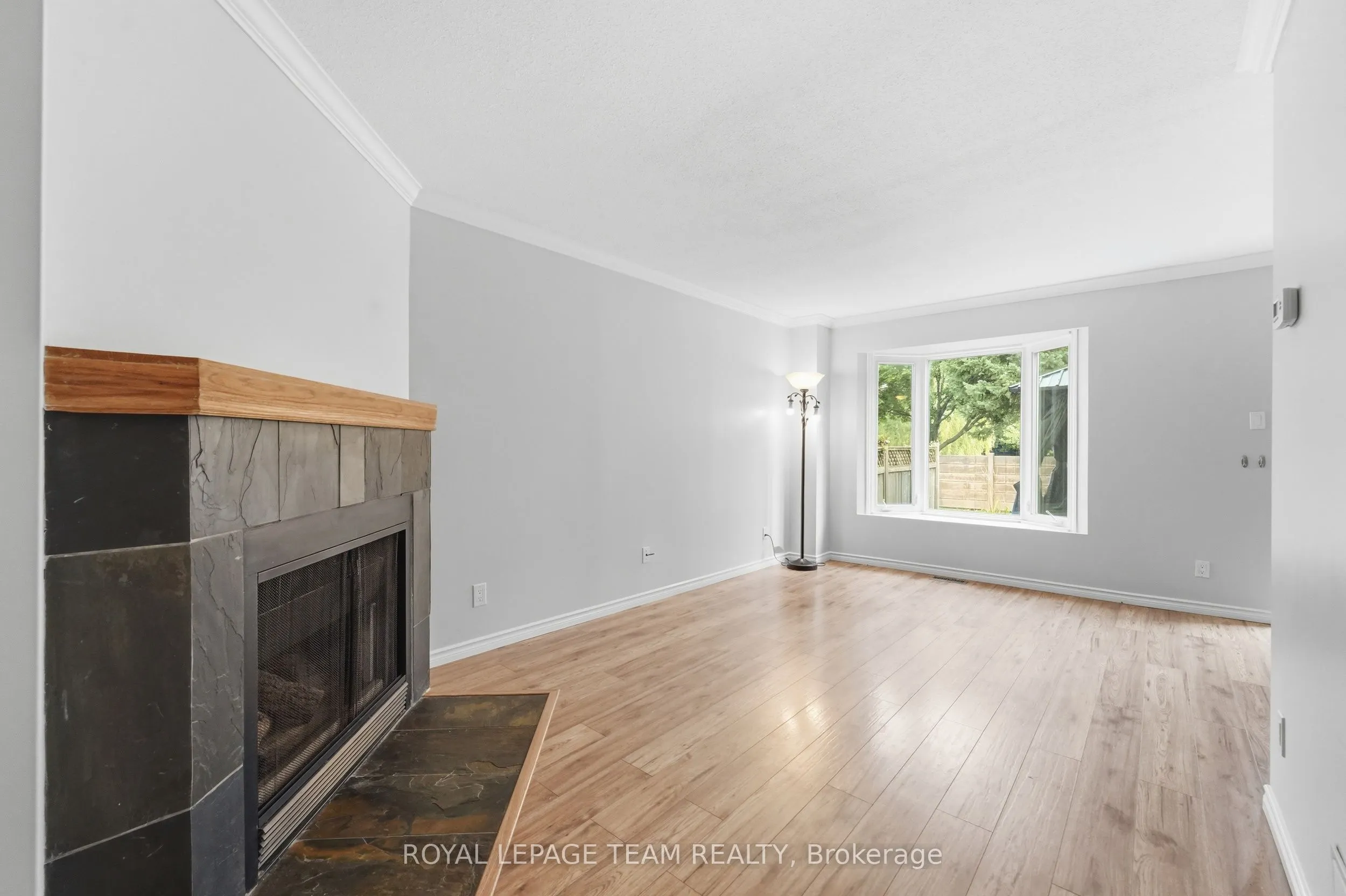 304 Valade Crescent #8