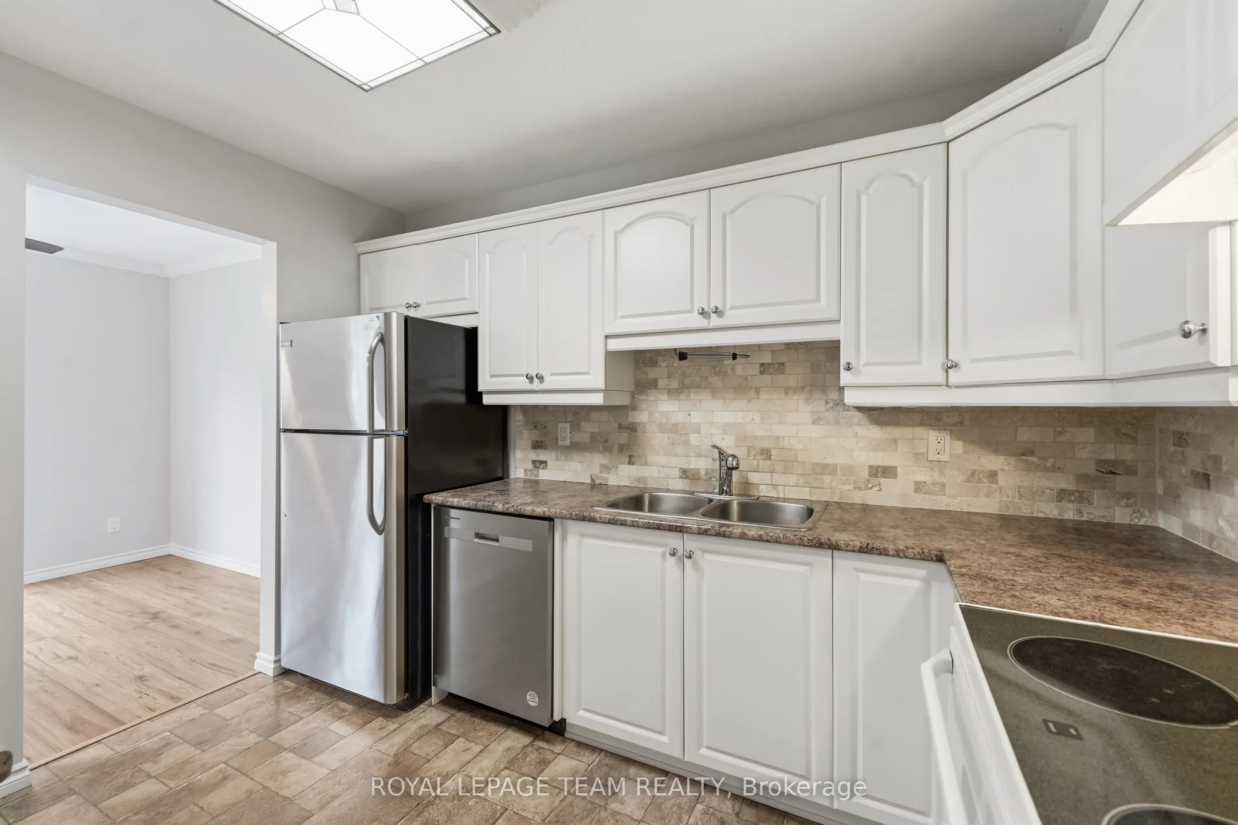 304 Valade Crescent #8
