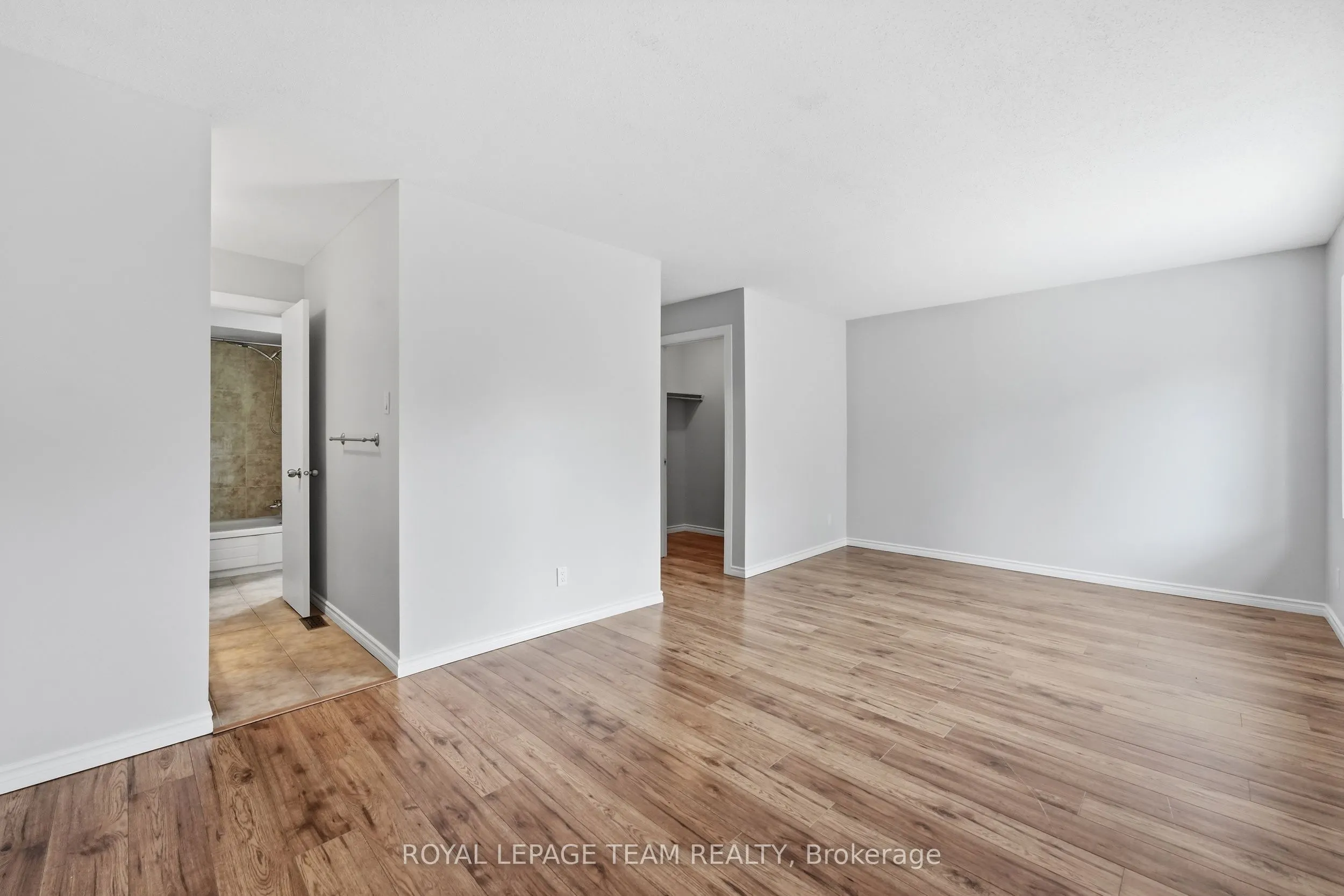 304 Valade Crescent #8
