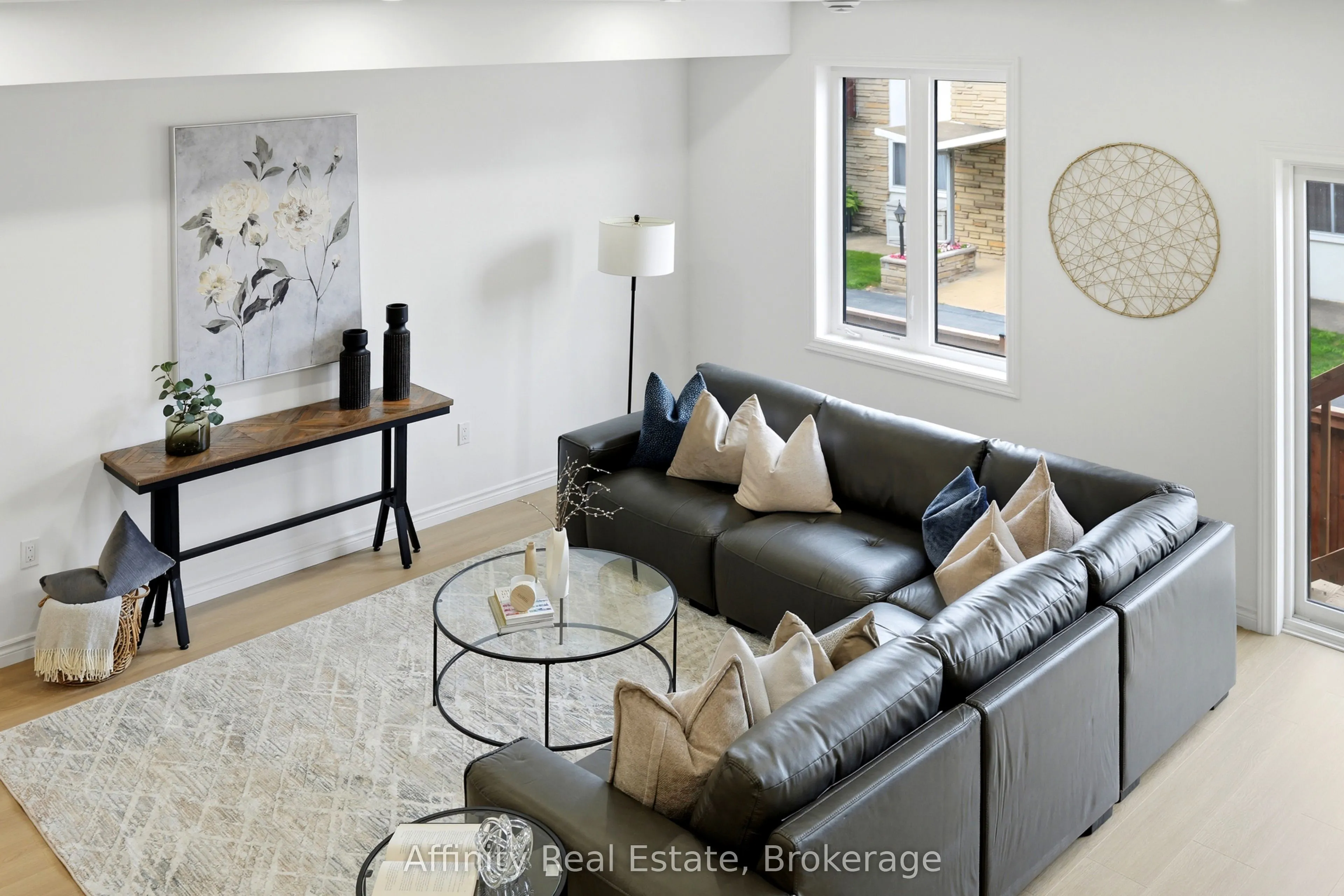2 Slessor Boulevard #12