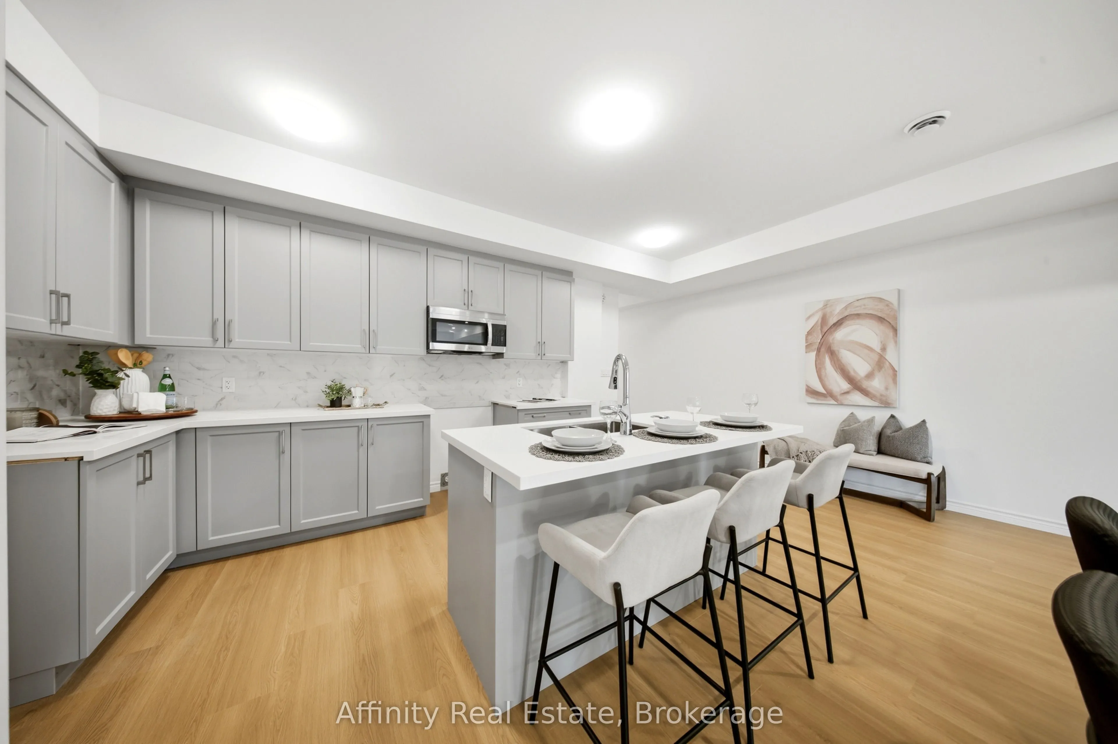 2 Slessor Boulevard #12