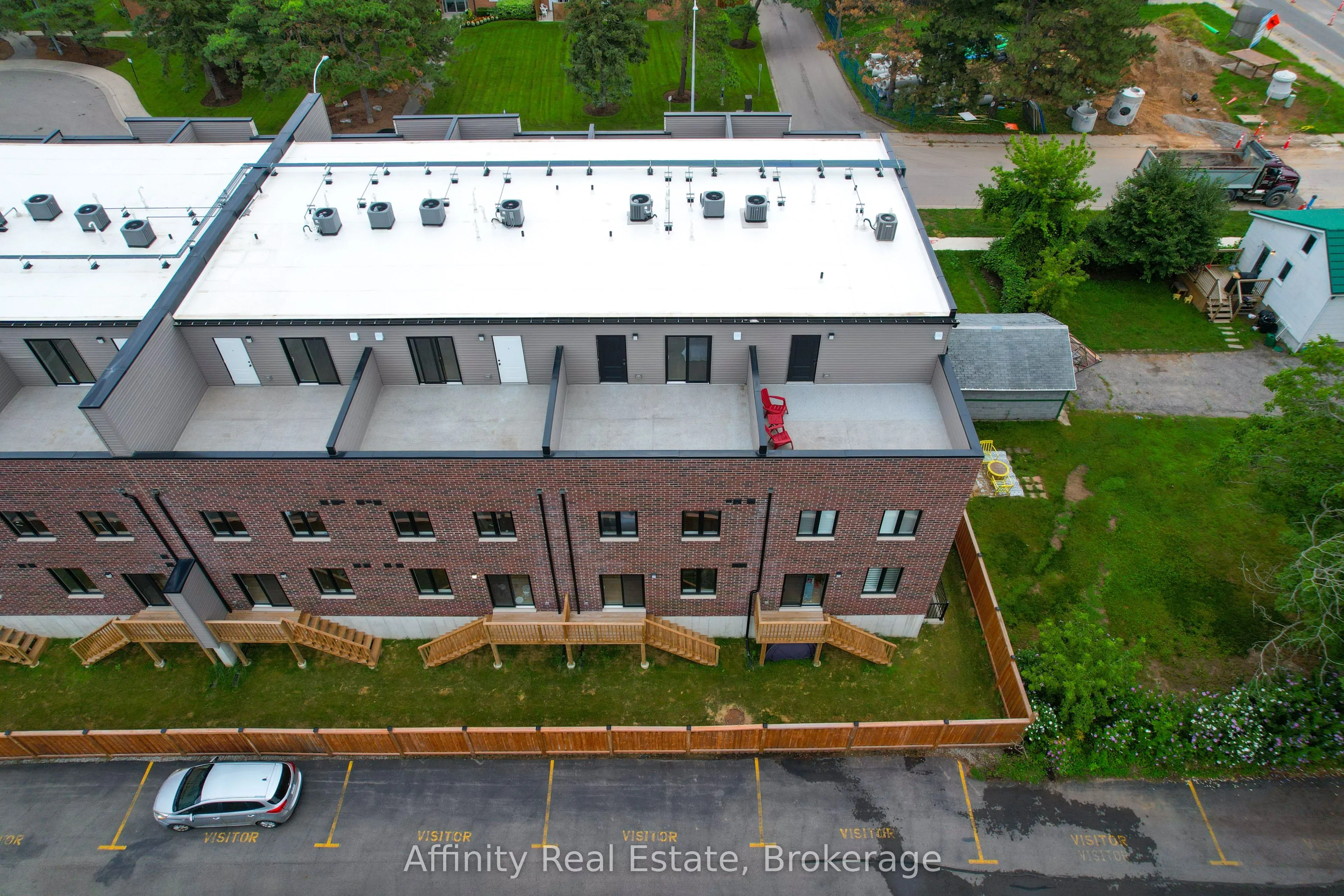 2 Slessor Boulevard #12