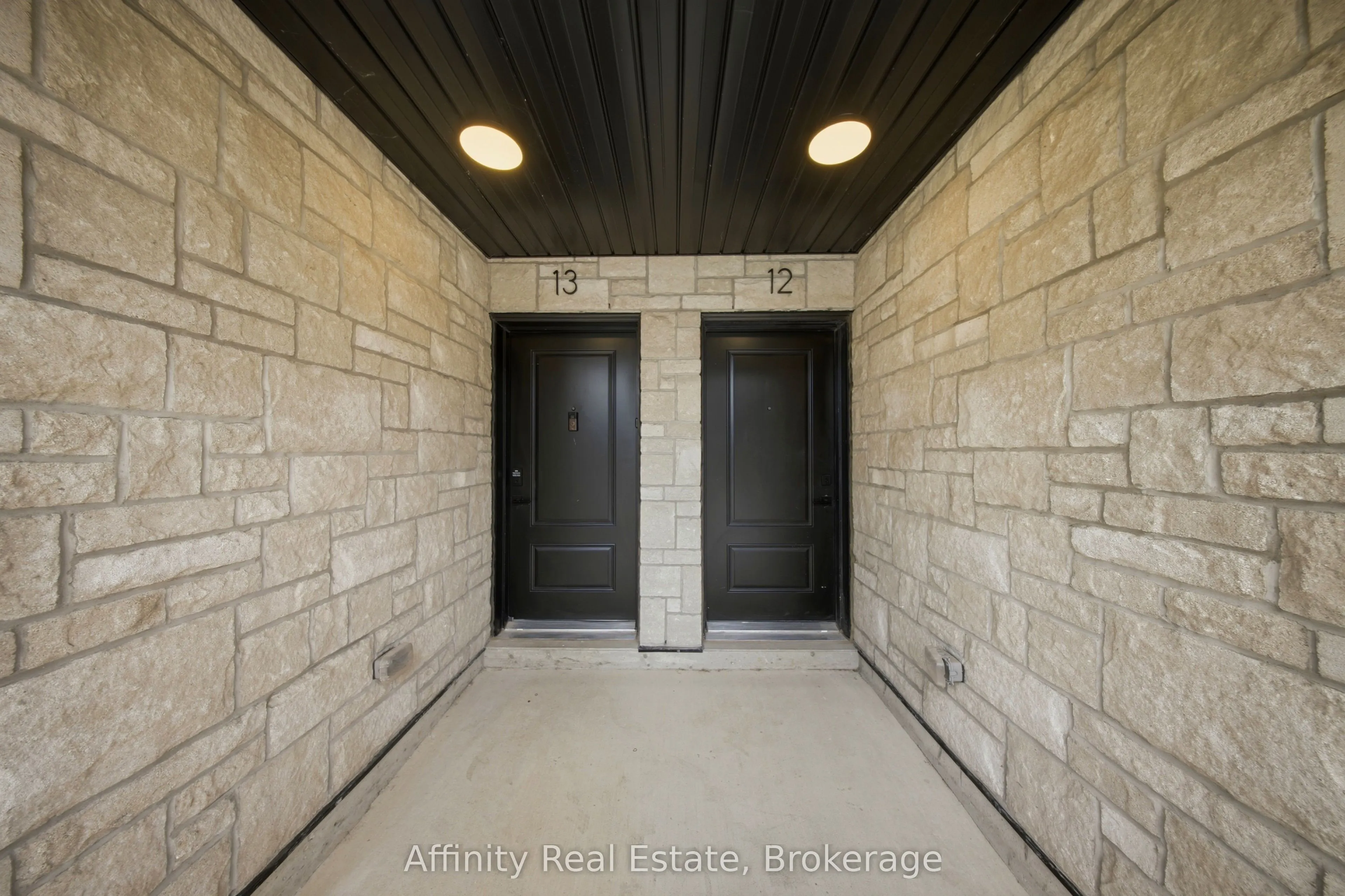 2 Slessor Boulevard #12