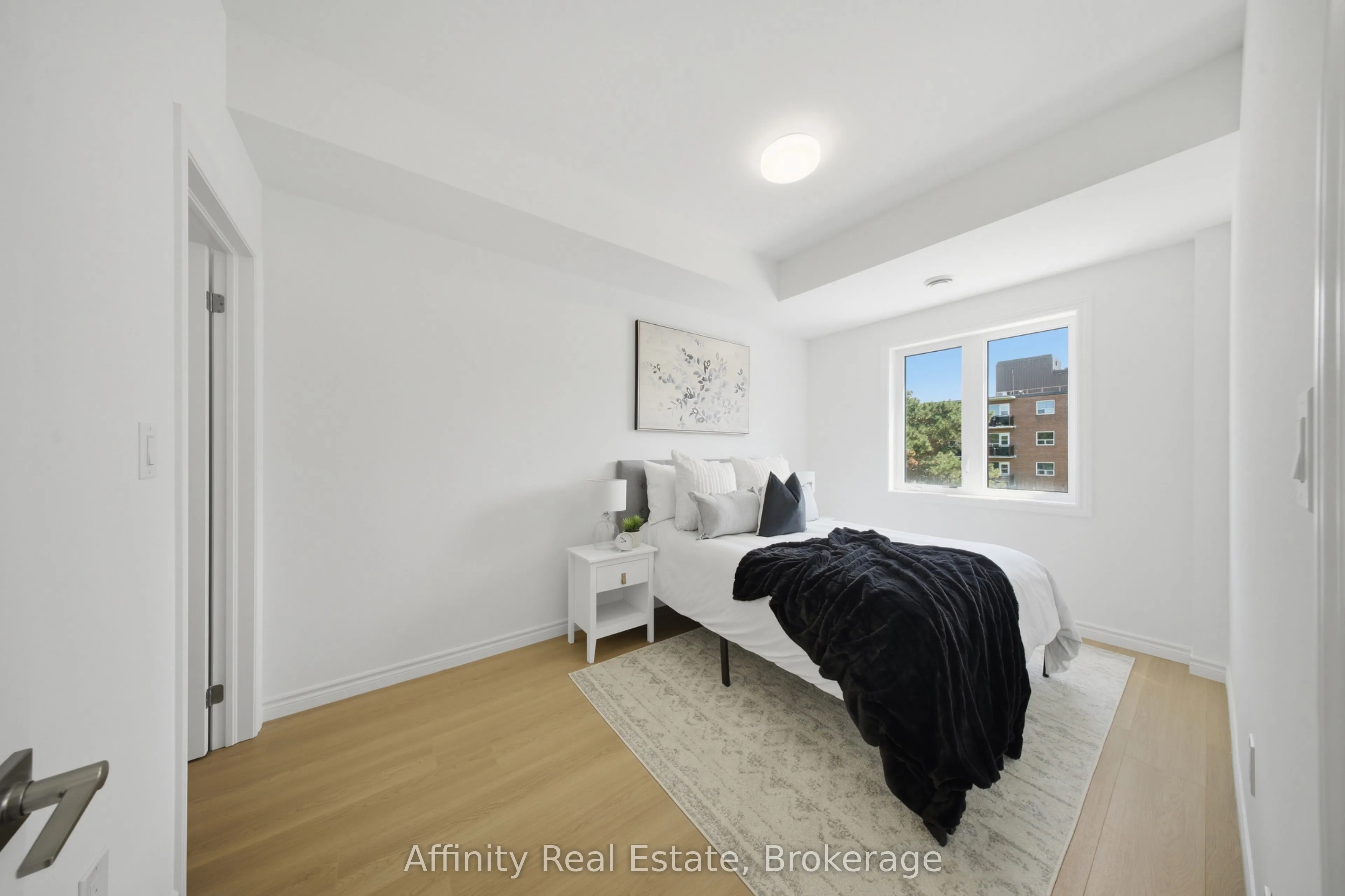 2 Slessor Boulevard #10