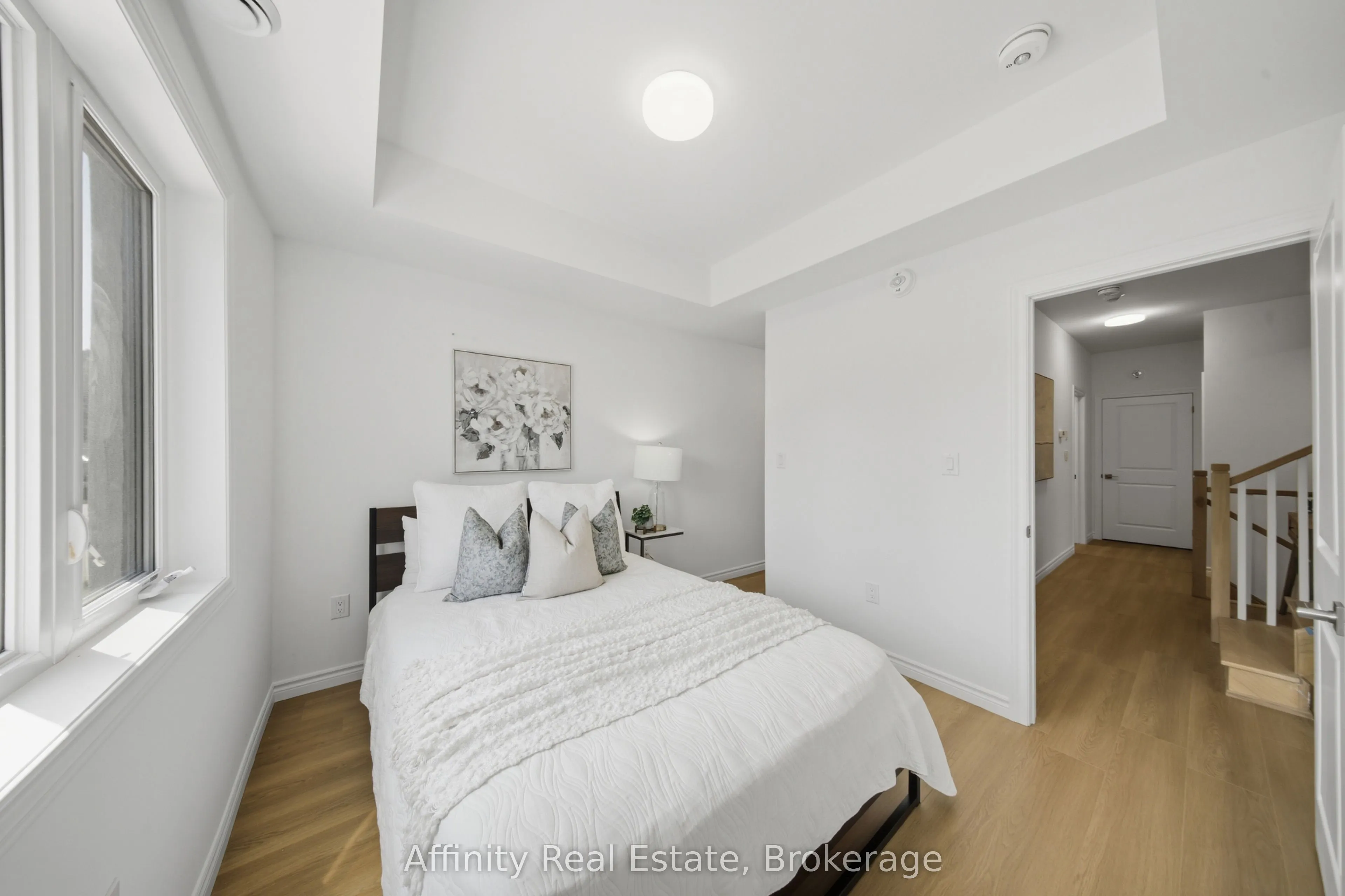 2 Slessor Boulevard #10
