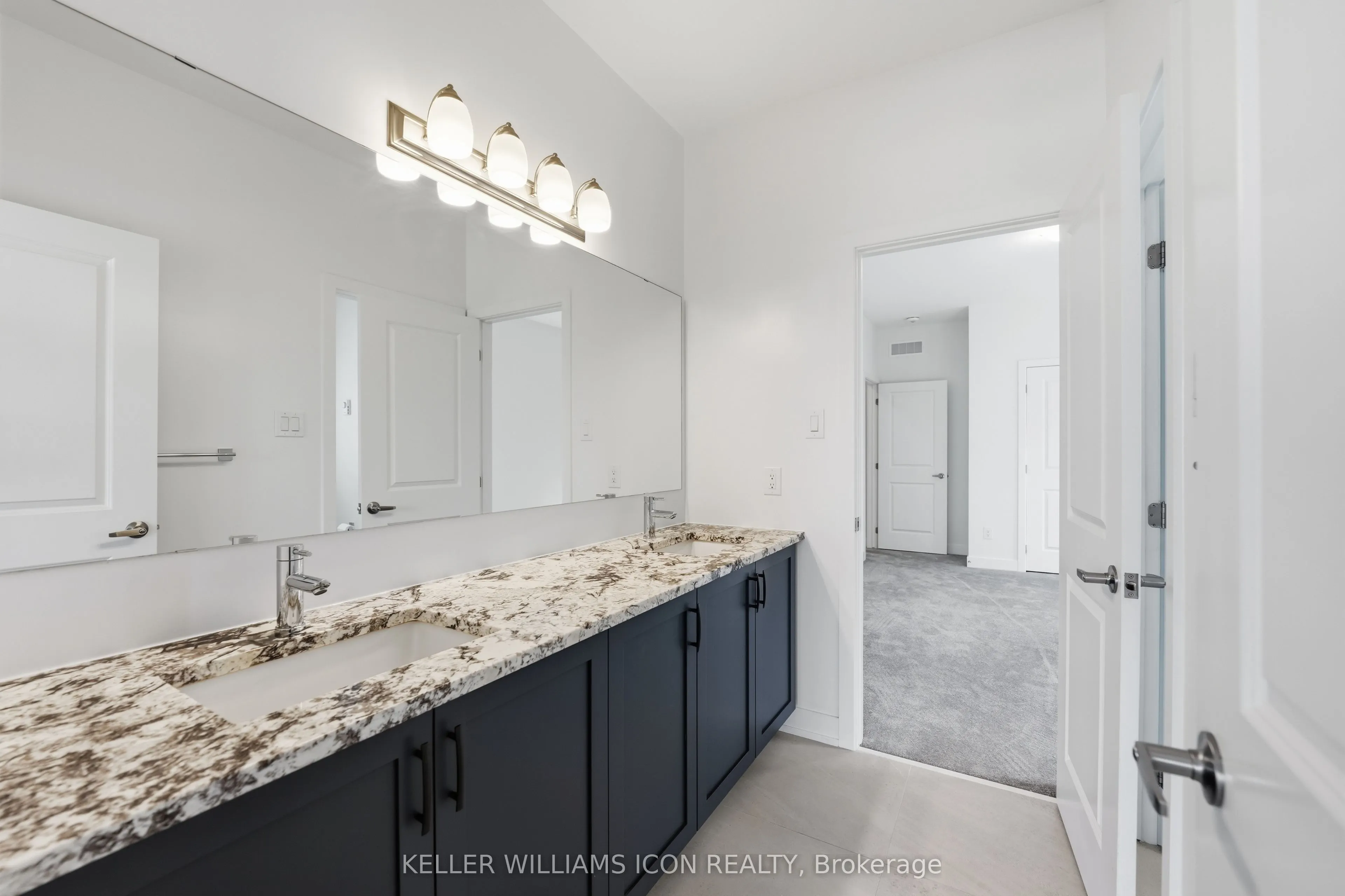 702 Rosales Ridge