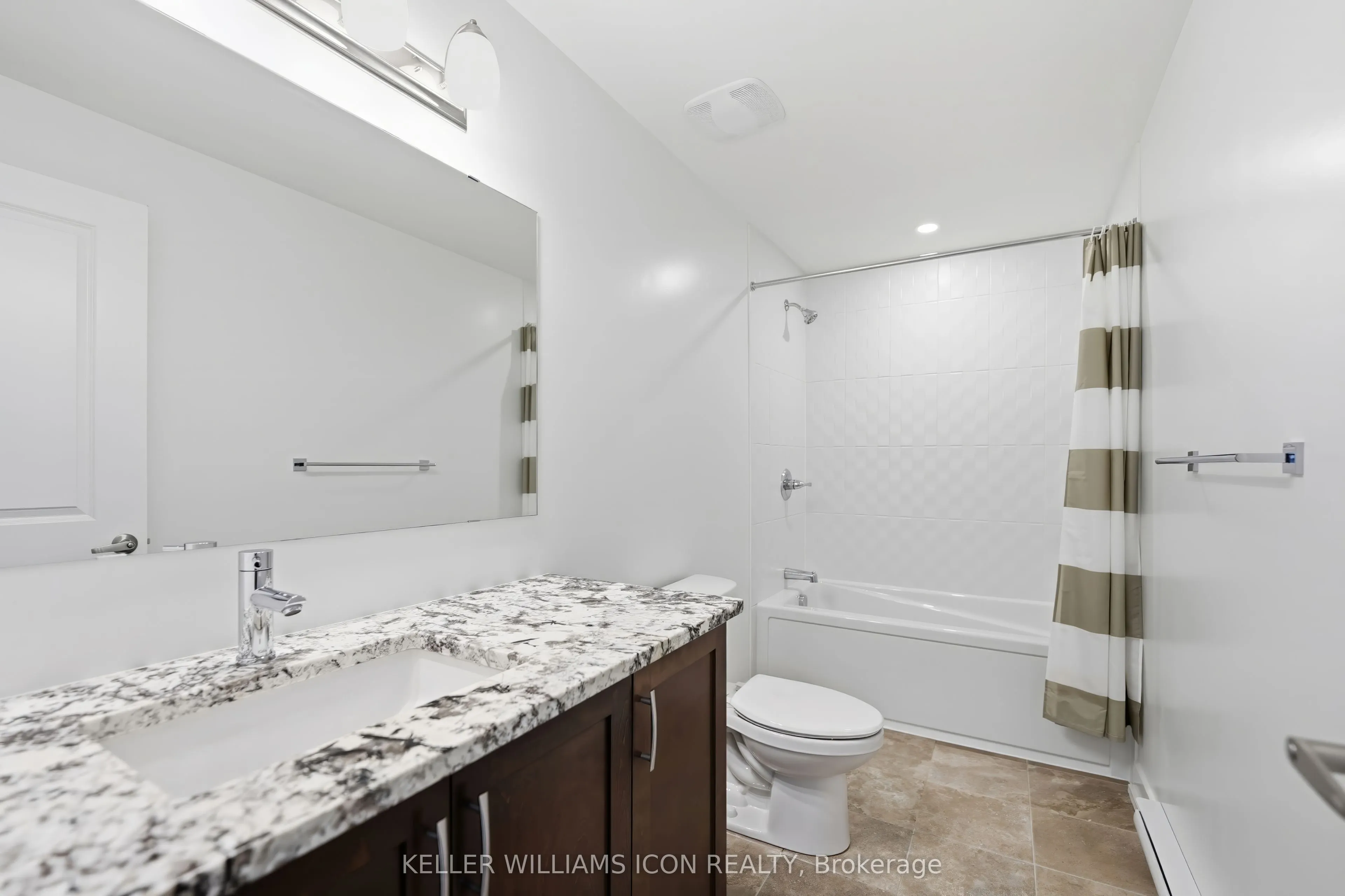 702 Rosales Ridge