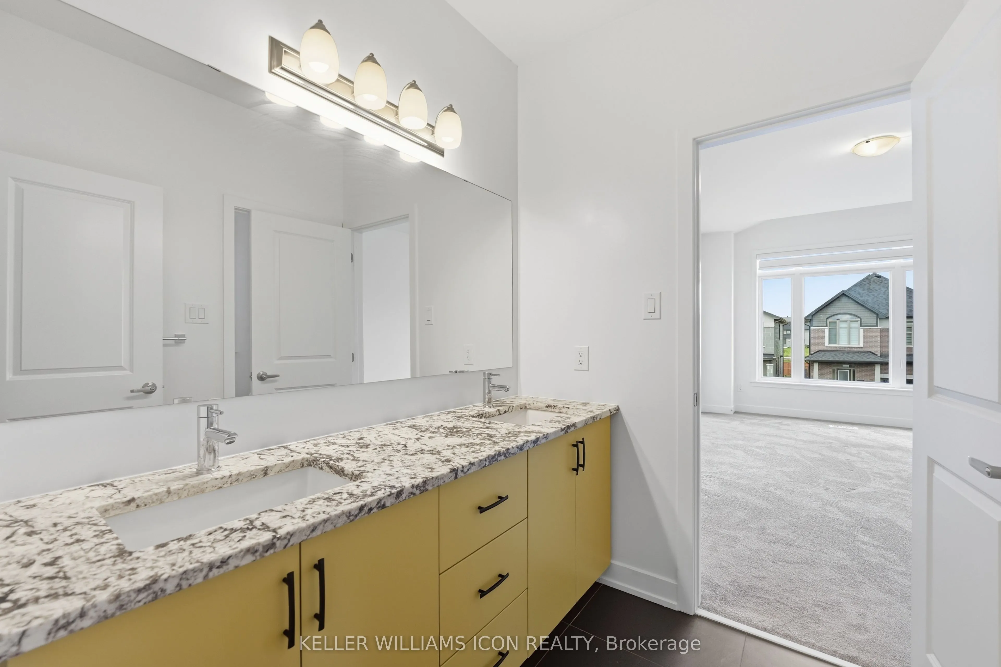 702 Rosales Ridge