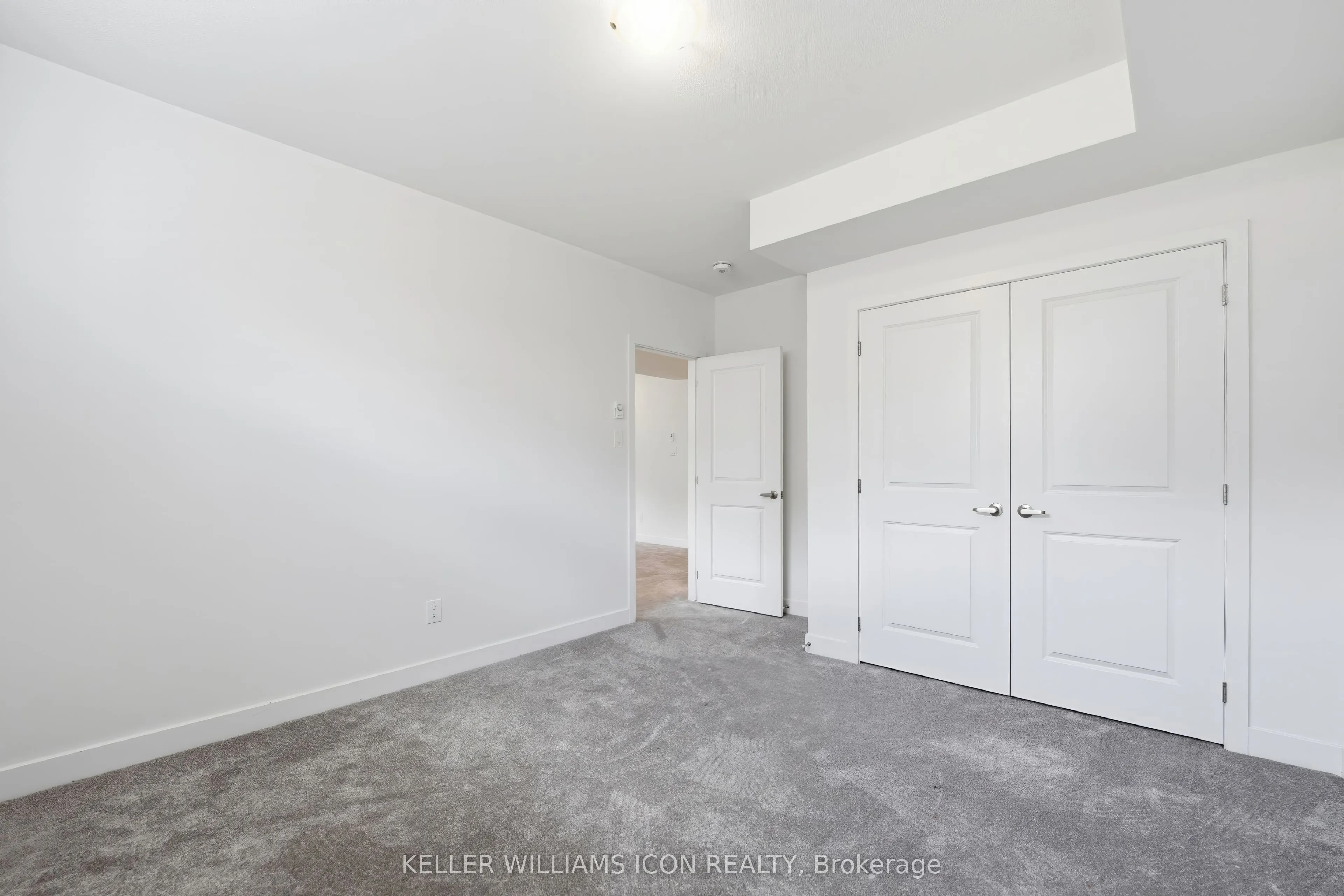 702 Rosales Ridge